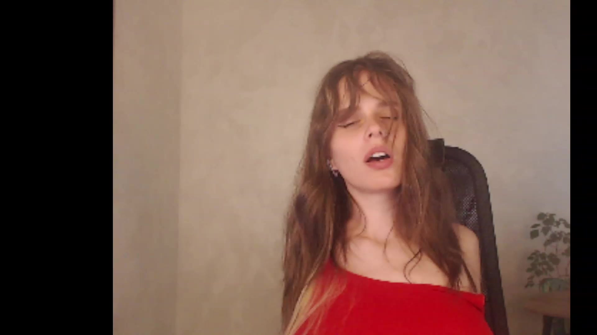 Gallery image thumbnail from Sofiafantasy's myfreecams stream on, 07/31/2023, 14:06 image 10 of 20