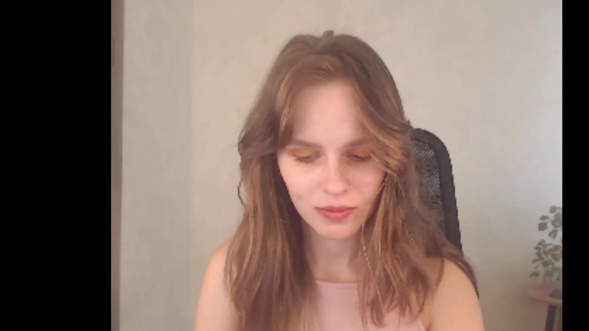 Gallery image thumbnail from Sofiafantasy's myfreecams stream on, 08/11/2023, 11:28 image 2 of 20