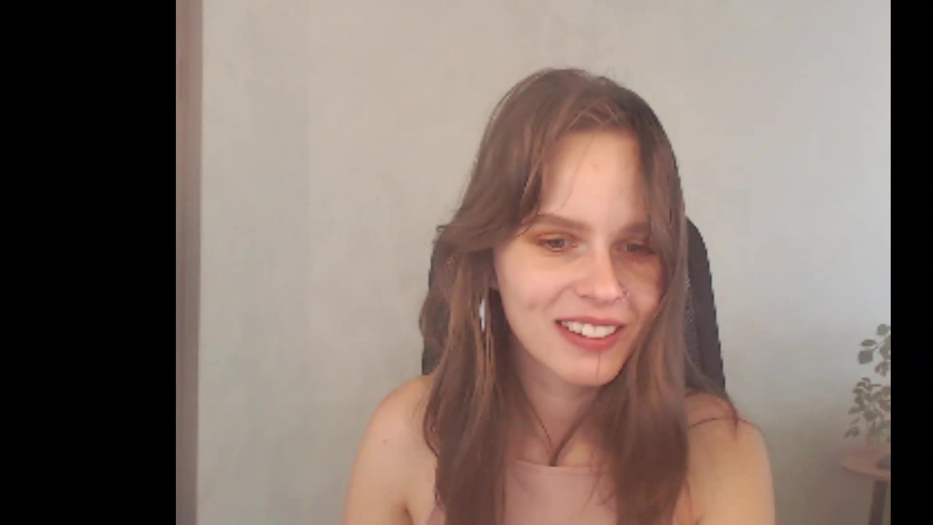 Gallery image thumbnail from Sofiafantasy's myfreecams stream on, 08/11/2023, 12:00 image 15 of 20
