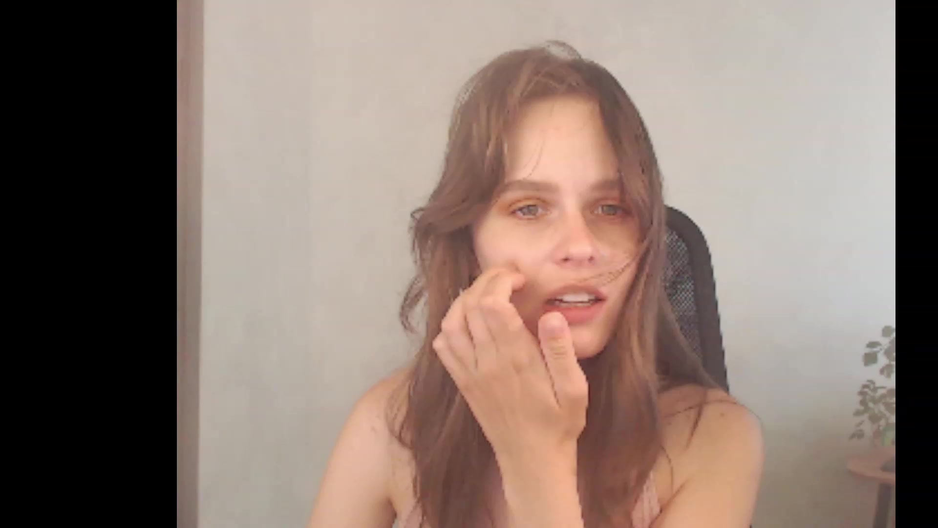 Gallery image thumbnail from Sofiafantasy's myfreecams stream on, 08/11/2023, 12:00 image 14 of 20