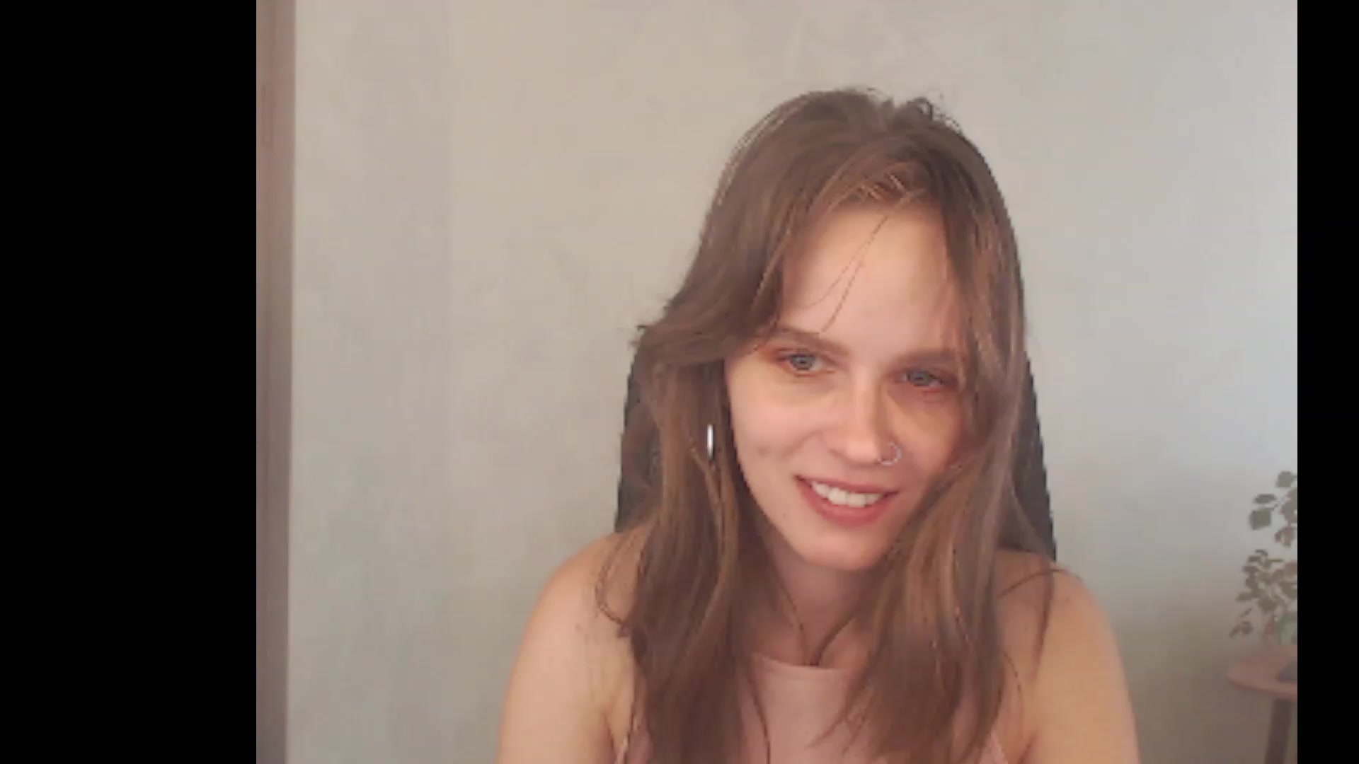 Gallery image thumbnail from Sofiafantasy's myfreecams stream on, 08/11/2023, 12:00 image 13 of 20