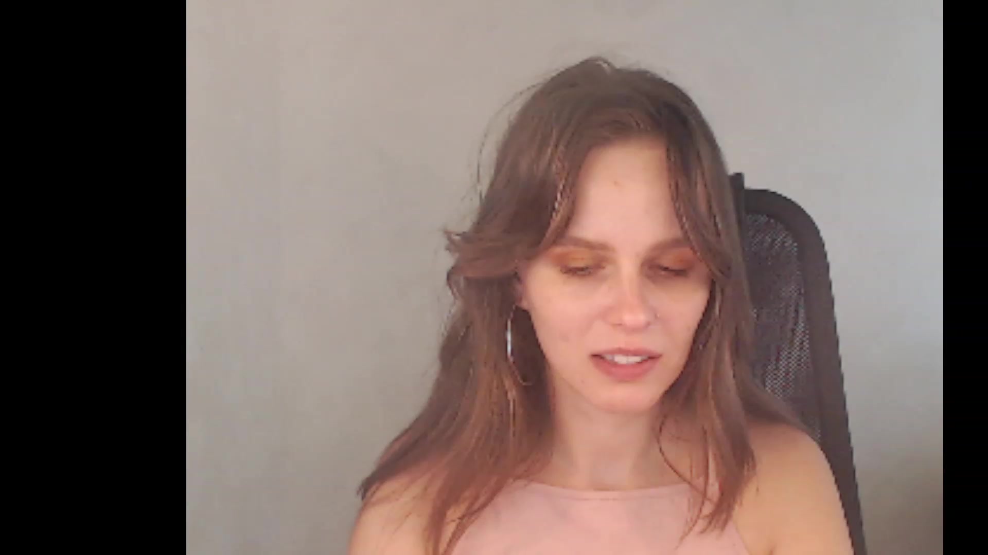 Gallery image thumbnail from Sofiafantasy's myfreecams stream on, 08/11/2023, 13:08 image 5 of 20