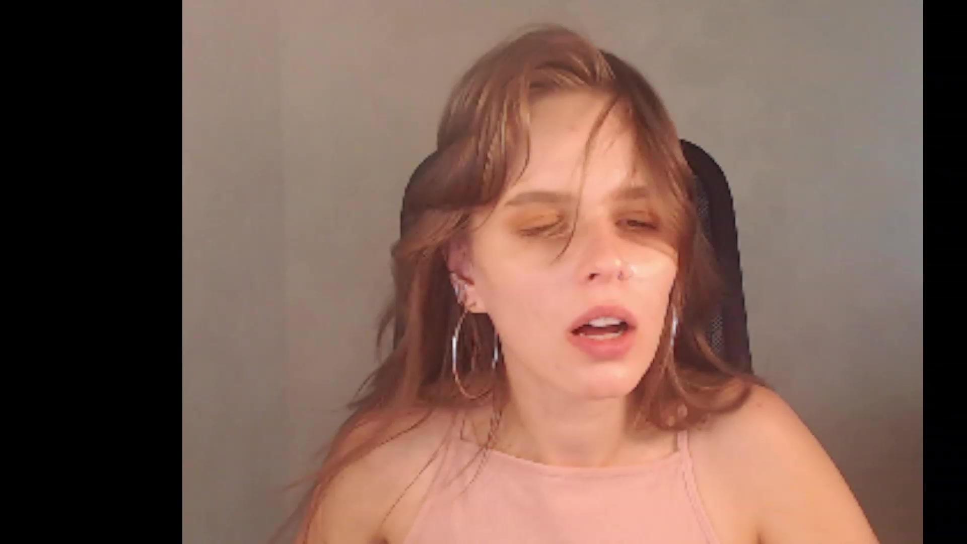 Gallery image thumbnail from Sofiafantasy's myfreecams stream on, 08/11/2023, 13:08 image 19 of 20