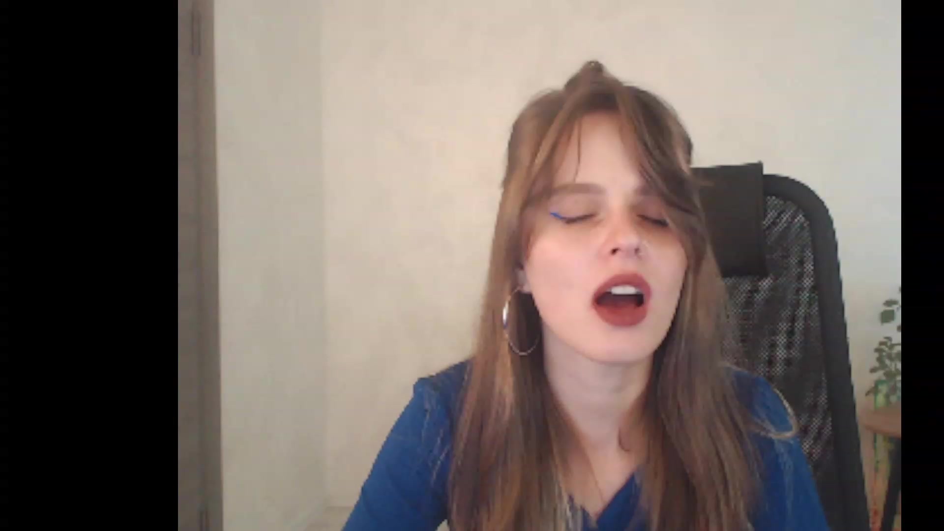 Gallery image thumbnail from Sofiafantasy's myfreecams stream on, 08/14/2023, 15:16 image 11 of 20