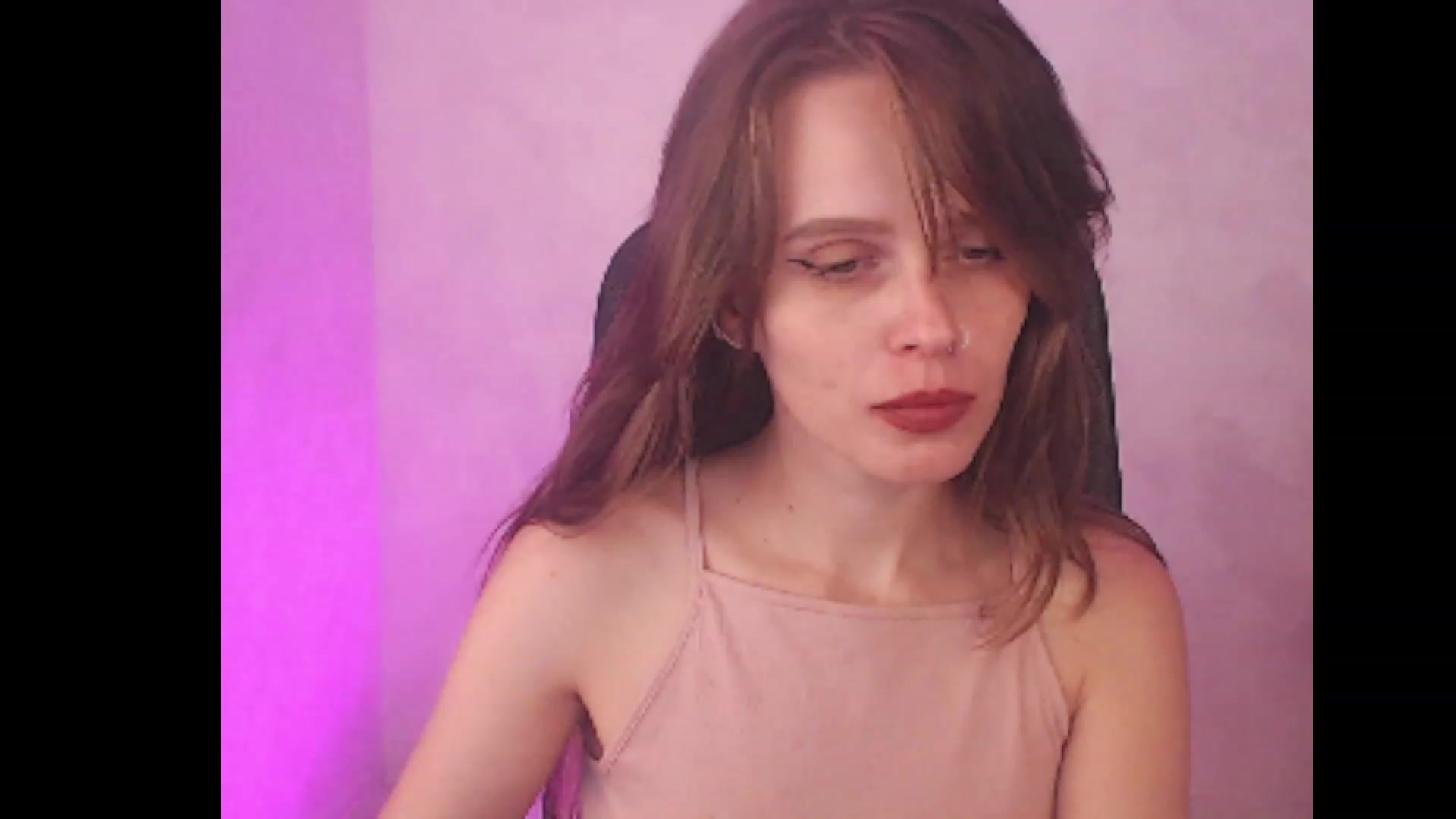 Gallery image thumbnail from Sofiafantasy's myfreecams stream on, 08/19/2023, 15:11 image 20 of 20