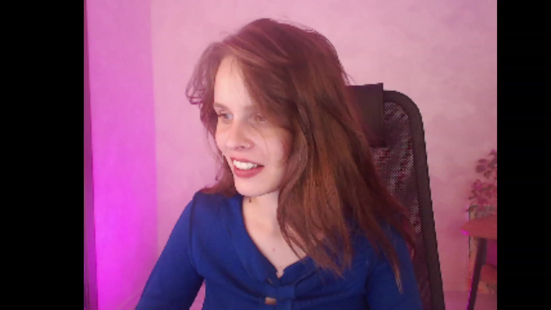 Gallery image thumbnail from Sofiafantasy's myfreecams stream on, 08/20/2023, 19:46 image 17 of 20