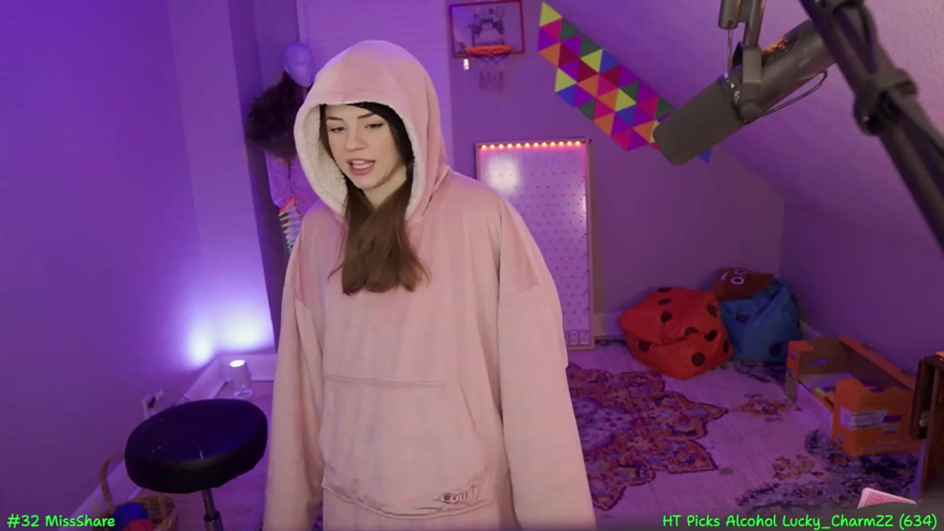 Gallery image thumbnail from SofieMcBrofie's myfreecams stream on, 03/10/2024, 05:27 image 9 of 20