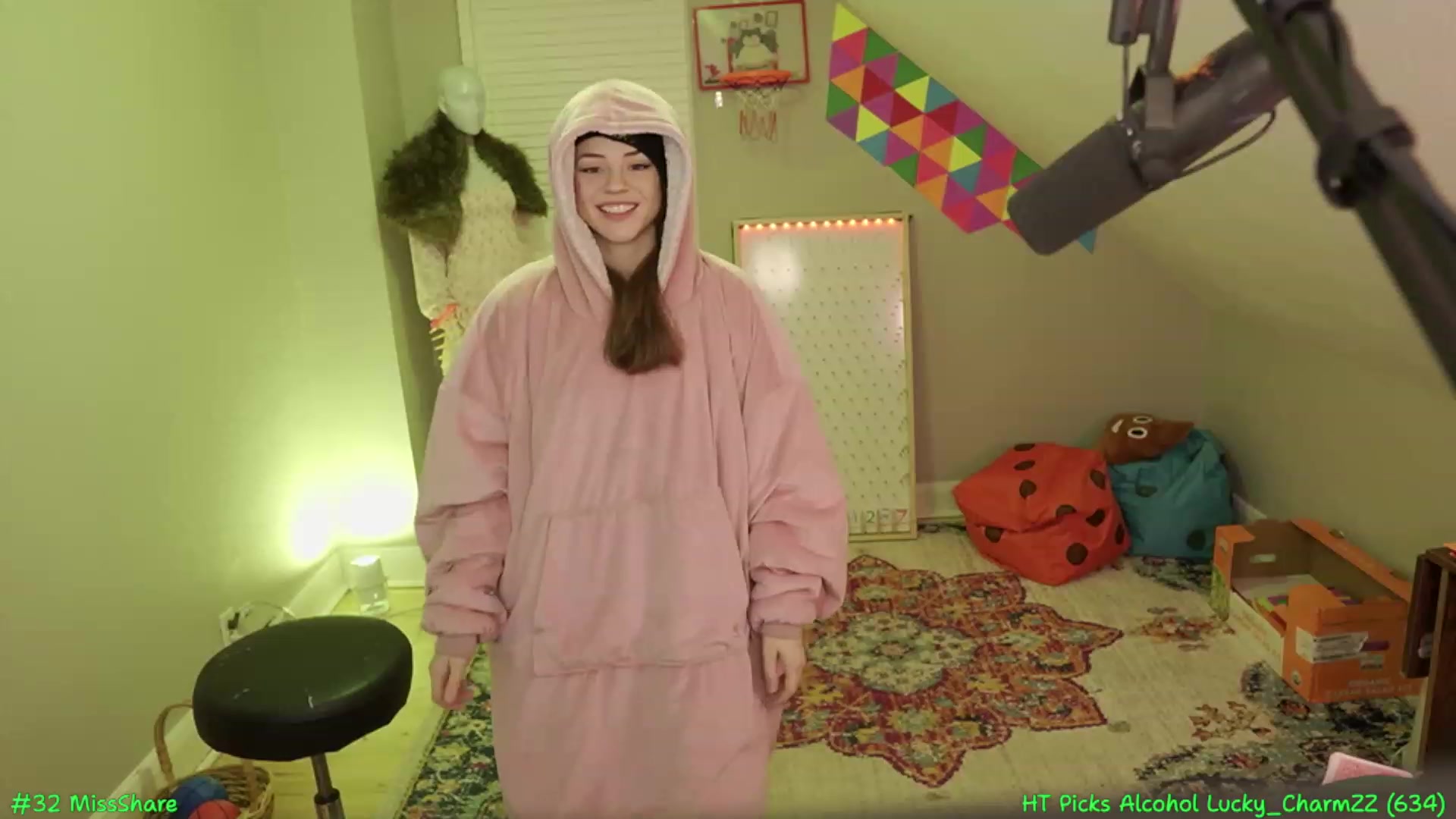 Gallery image thumbnail from SofieMcBrofie's myfreecams stream on, 03/10/2024, 05:27 image 11 of 20