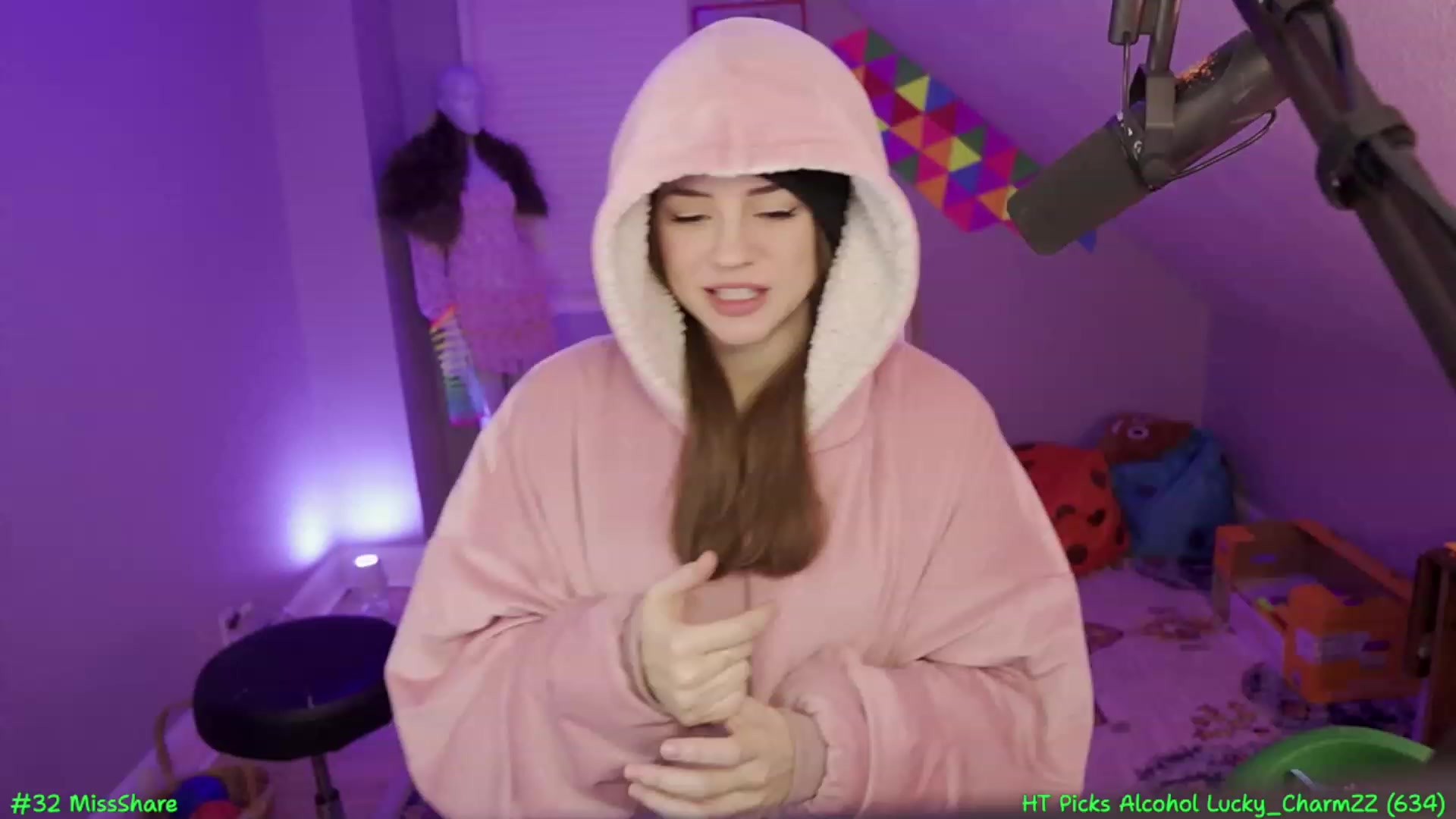 Gallery image thumbnail from SofieMcBrofie's myfreecams stream on, 03/10/2024, 05:27 image 6 of 20