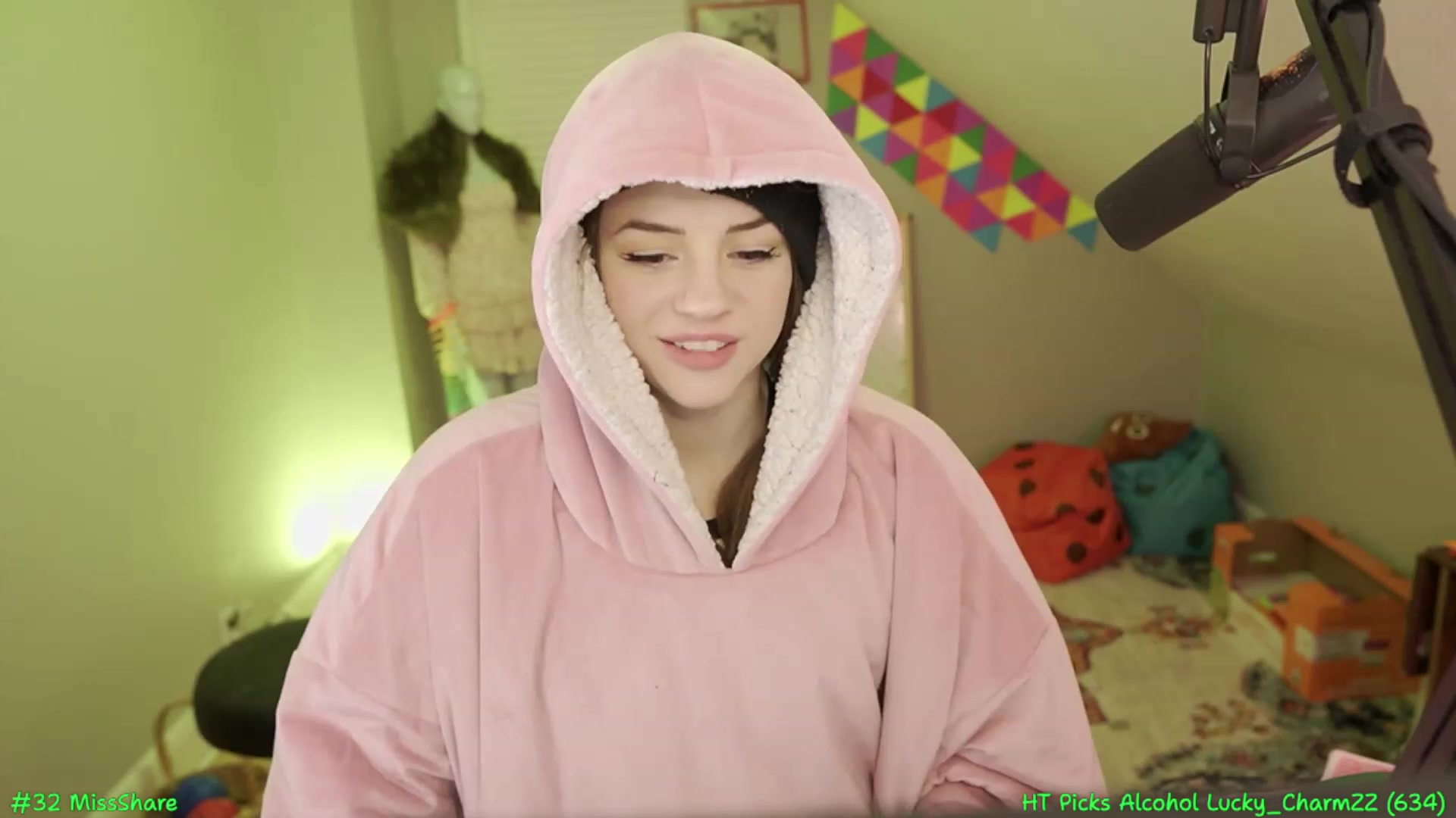 Gallery image thumbnail from SofieMcBrofie's myfreecams stream on, 03/10/2024, 05:27 image 14 of 20