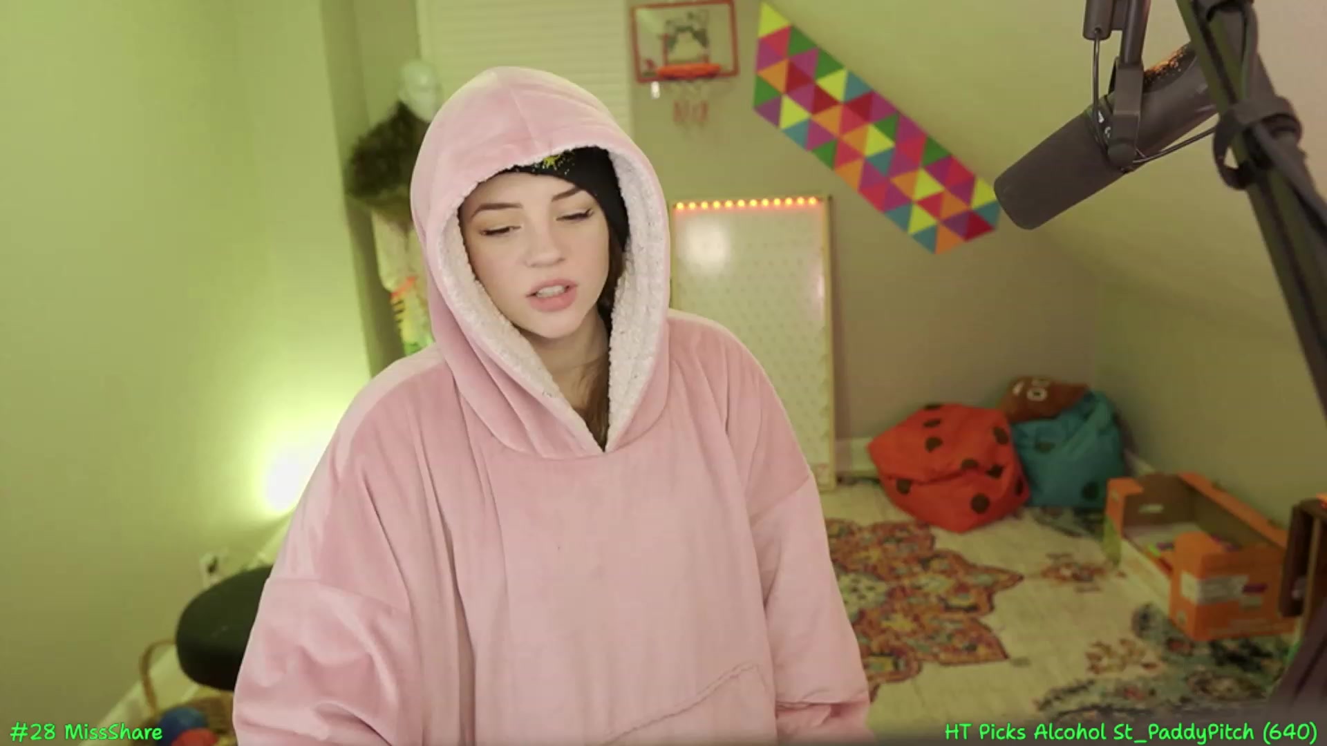 Gallery image thumbnail from SofieMcBrofie's myfreecams stream on, 03/10/2024, 06:11 image 5 of 20