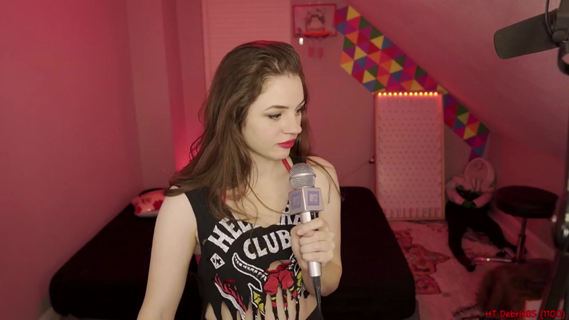 Gallery image thumbnail from SofieMcBrofie's myfreecams stream on, 03/17/2024, 09:07 image 8 of 20