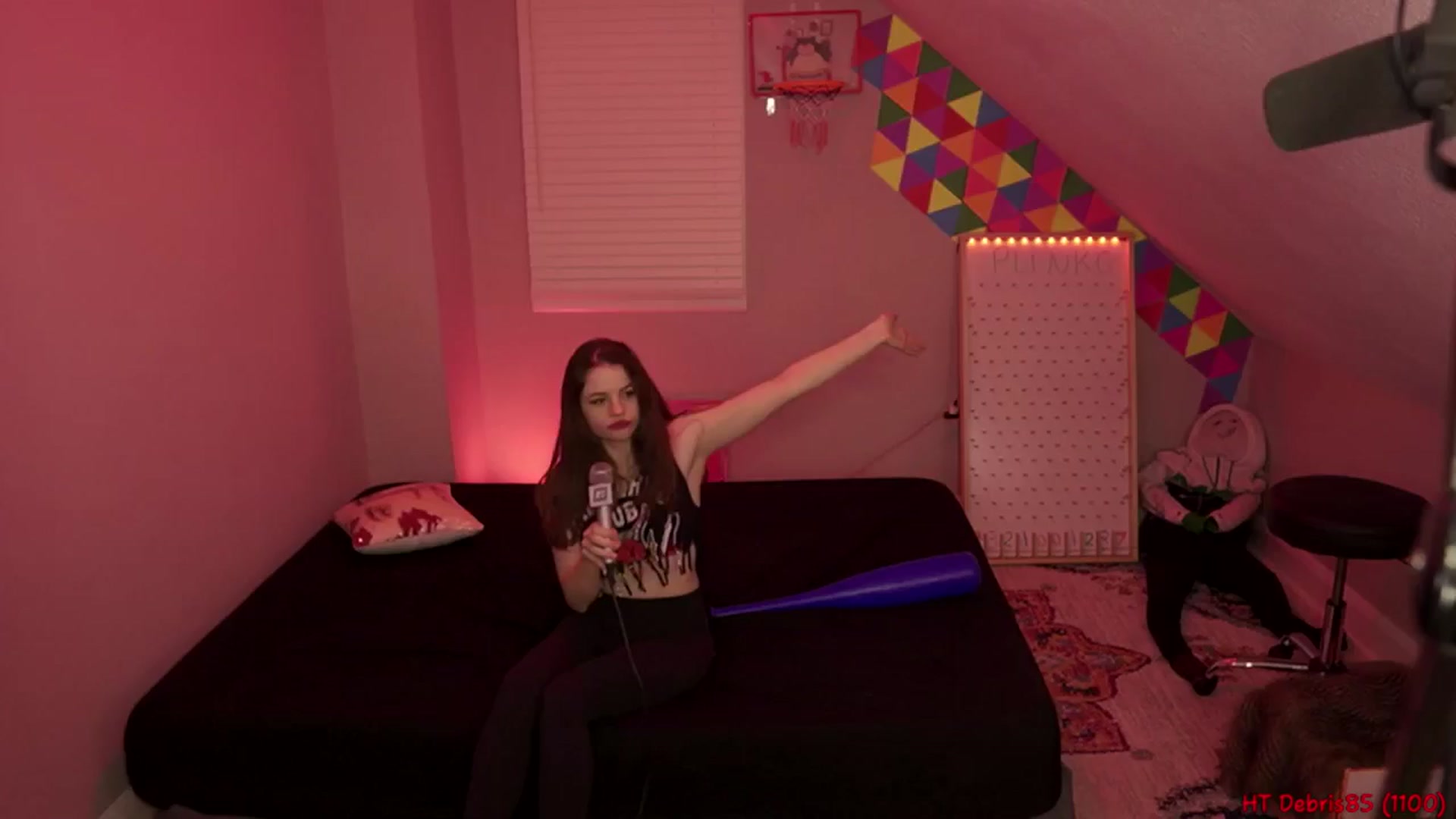 Gallery image thumbnail from SofieMcBrofie's myfreecams stream on, 03/17/2024, 09:07 image 15 of 20