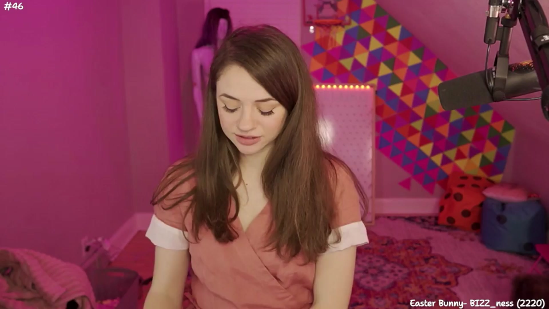 Gallery image thumbnail from SofieMcBrofie's myfreecams stream on, 04/01/2024, 07:01 image 8 of 20