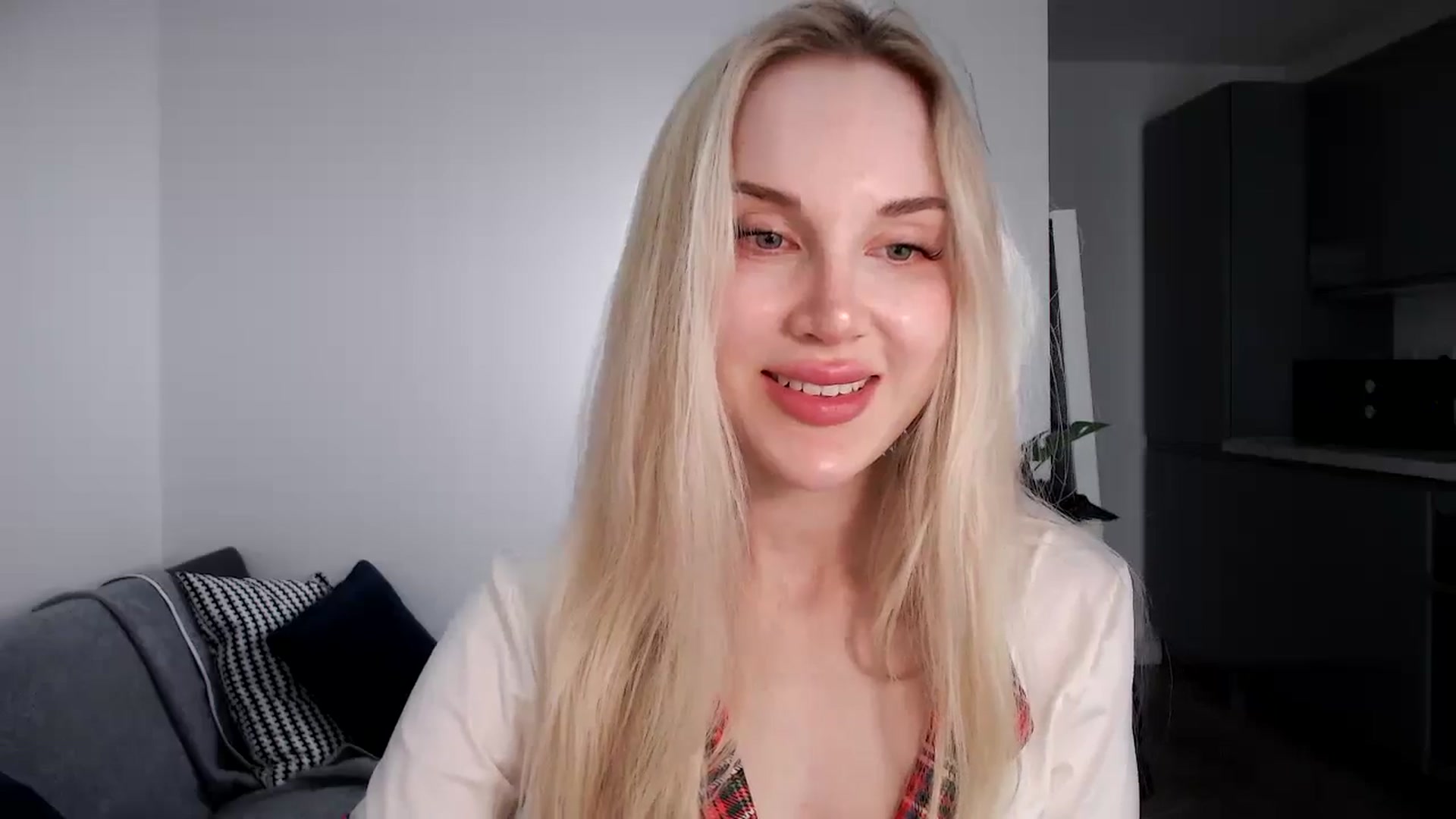 Gallery image thumbnail from SofieSkye's myfreecams stream on, 07/24/2024, 10:59 image 3 of 20