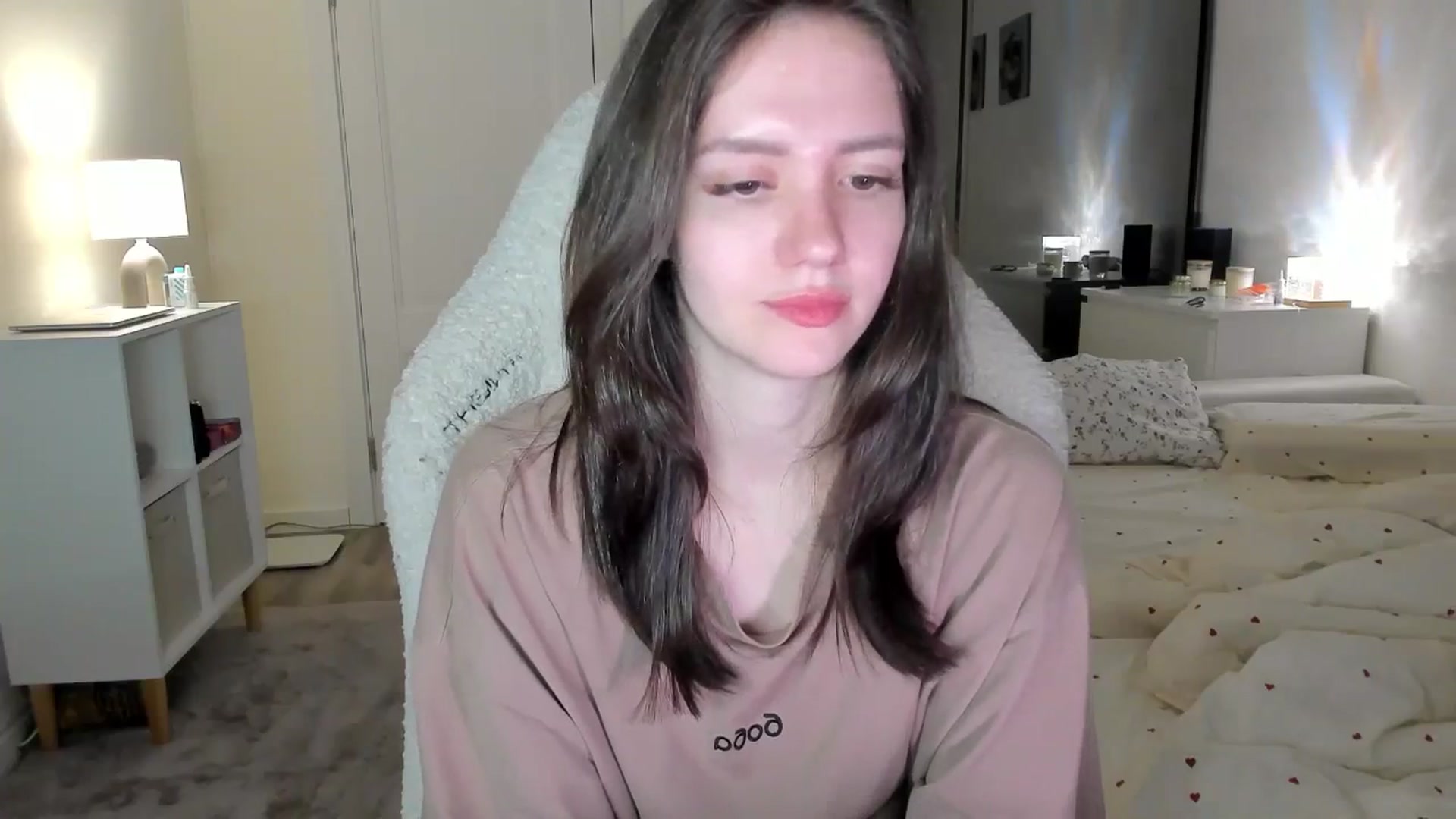 Gallery image thumbnail from Sofieee's myfreecams stream on, 10/21/2025, 06:33 image 10 of 20