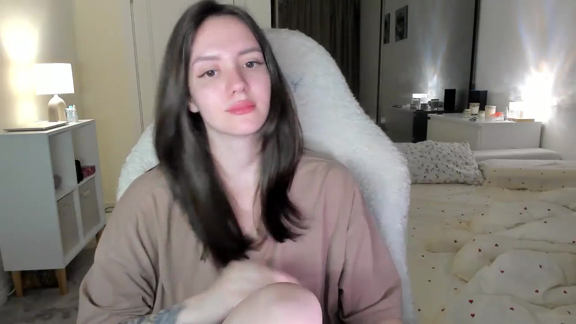 Gallery image thumbnail from Sofieee's myfreecams stream on, 10/21/2025, 06:33 image 18 of 20