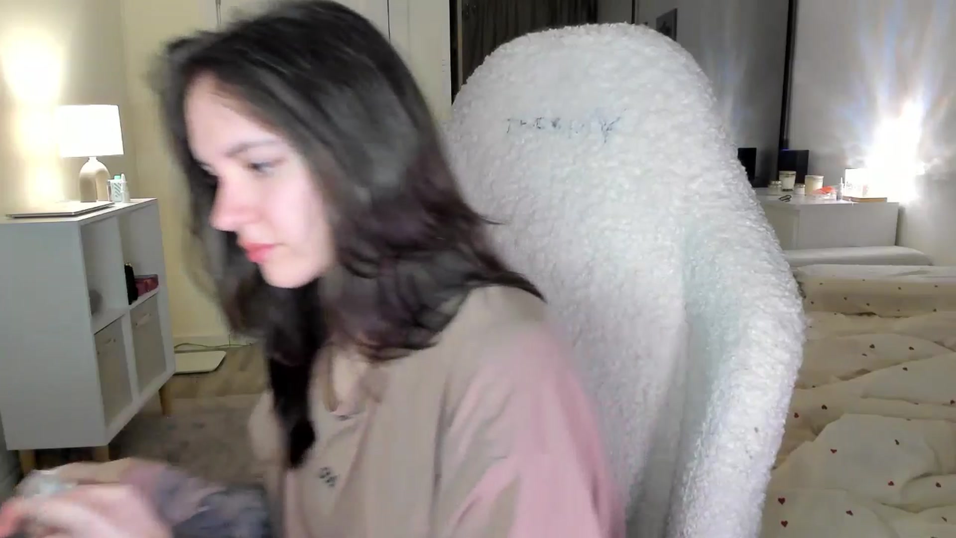 Gallery image thumbnail from Sofieee's myfreecams stream on, 10/21/2025, 06:33 image 5 of 20
