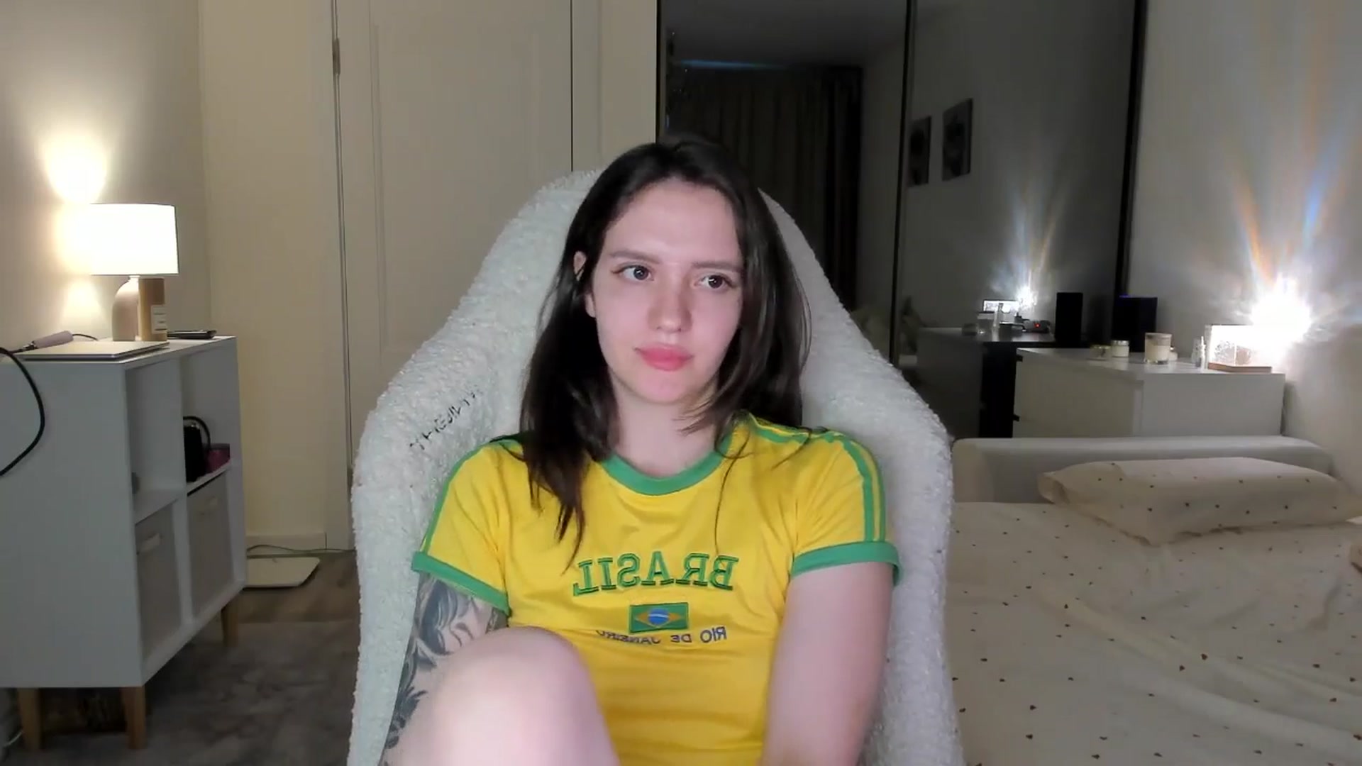 Gallery image thumbnail from Sofieee's myfreecams stream on, 10/24/2025, 06:53 image 15 of 20