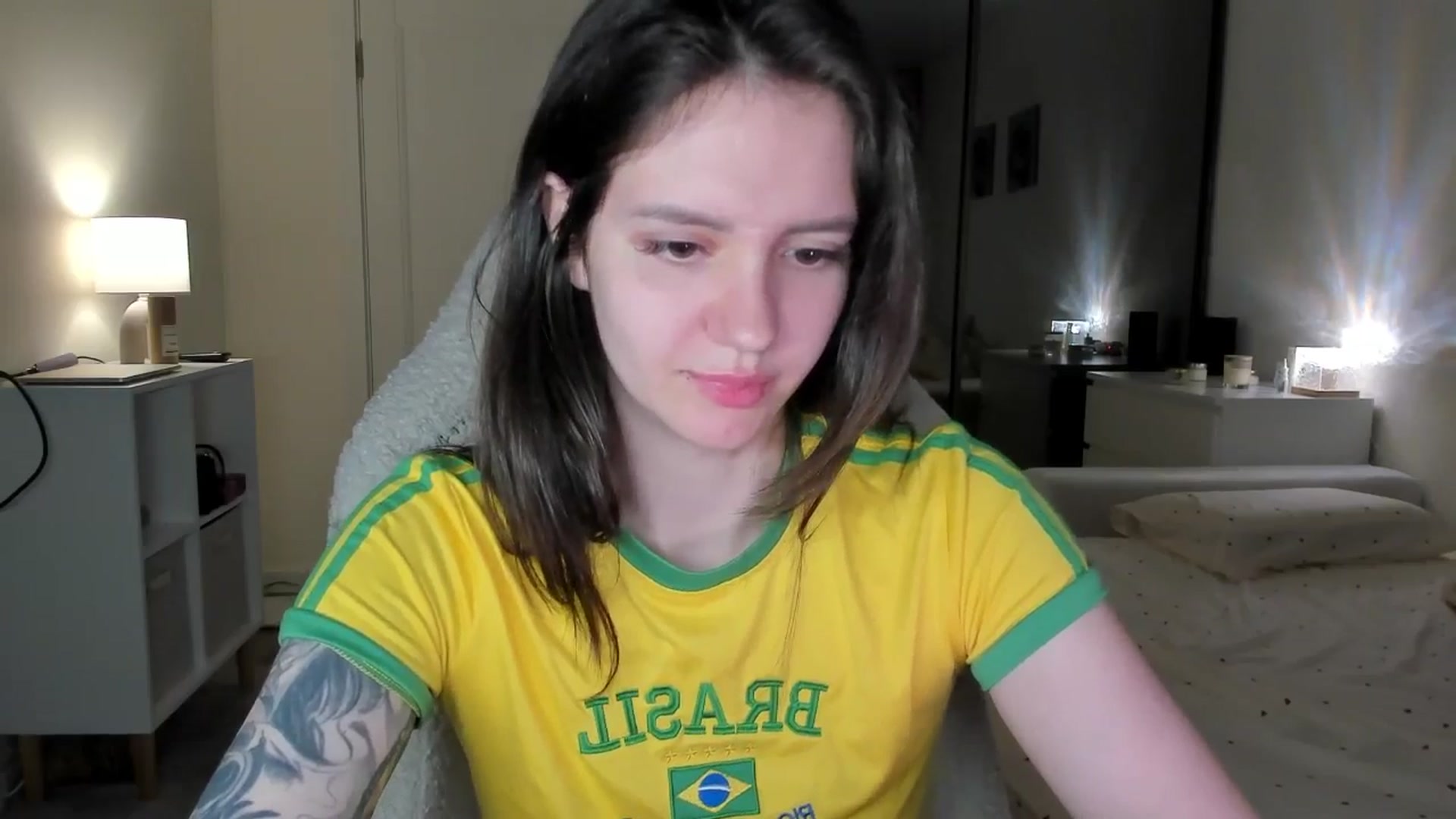 Gallery image thumbnail from Sofieee's myfreecams stream on, 10/24/2025, 06:53 image 16 of 20