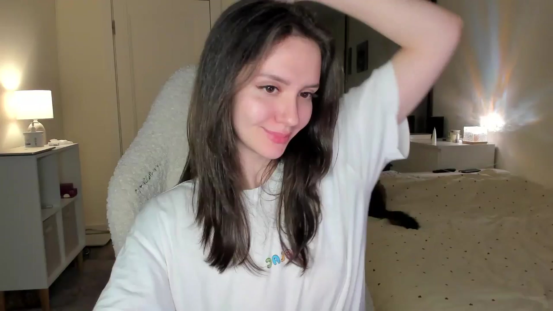 Gallery image thumbnail from Sofieee's myfreecams stream on, 10/29/2025, 07:01 image 19 of 20