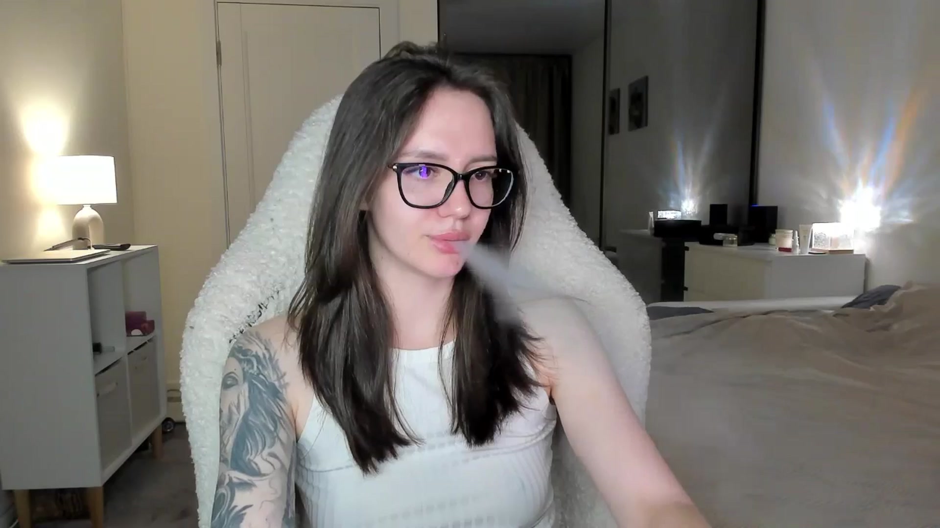 Gallery image thumbnail from Sofieee's myfreecams stream on, 11/03/2025, 05:40 image 9 of 20