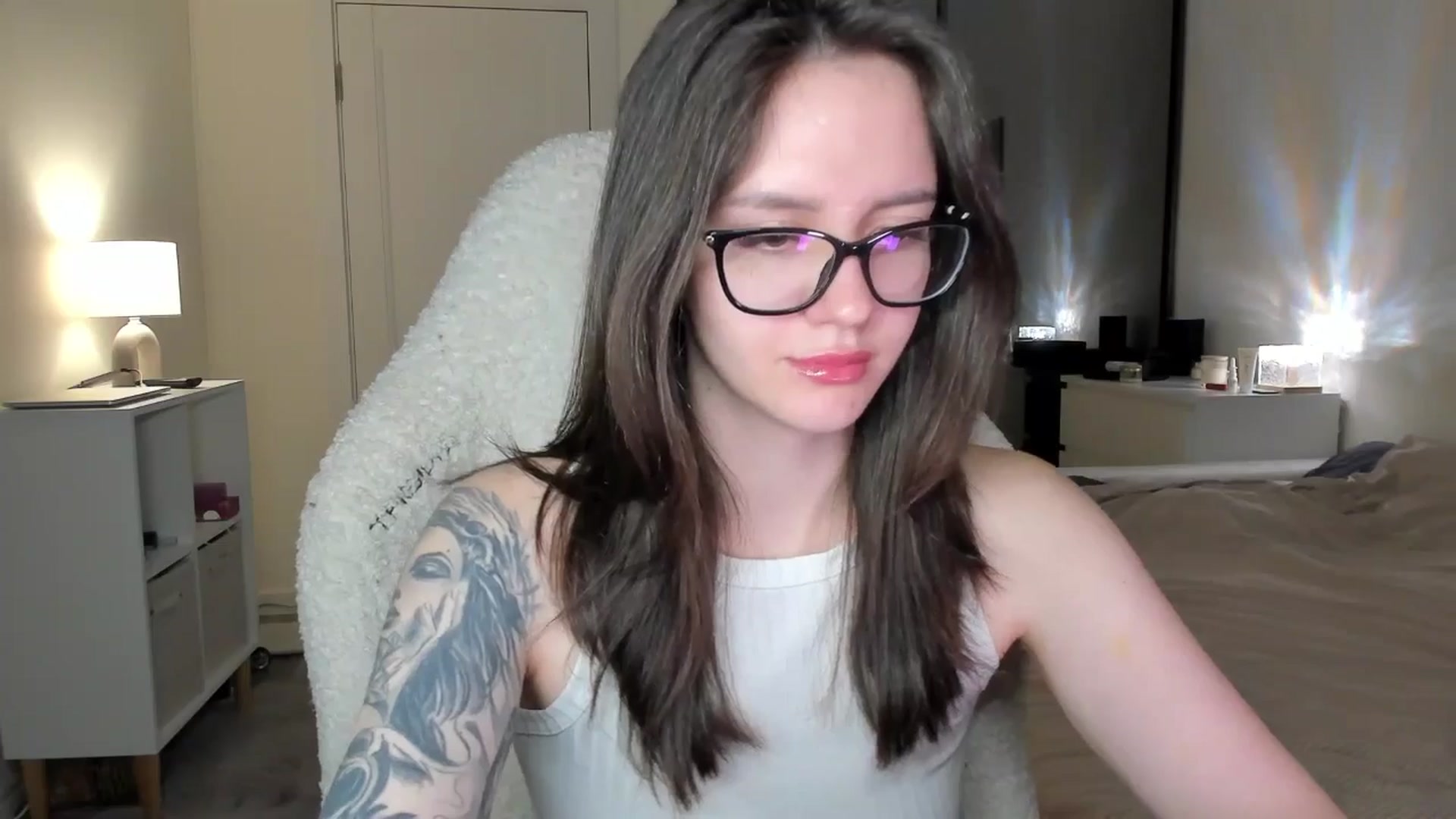 Gallery image thumbnail from Sofieee's myfreecams stream on, 11/03/2025, 05:40 image 11 of 20