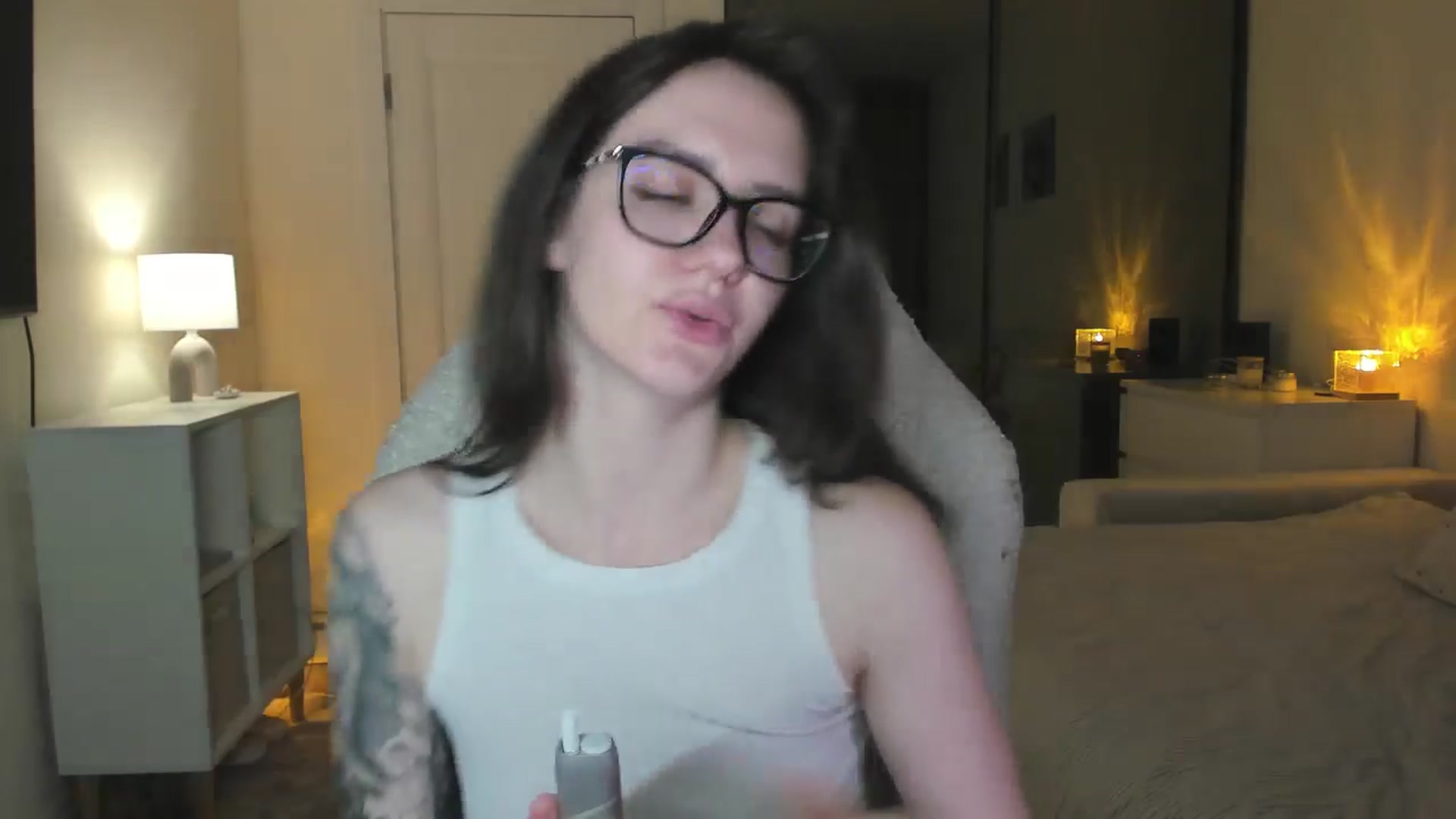 Gallery image thumbnail from Sofieee's myfreecams stream on, 12/04/2025, 03:34 image 12 of 20