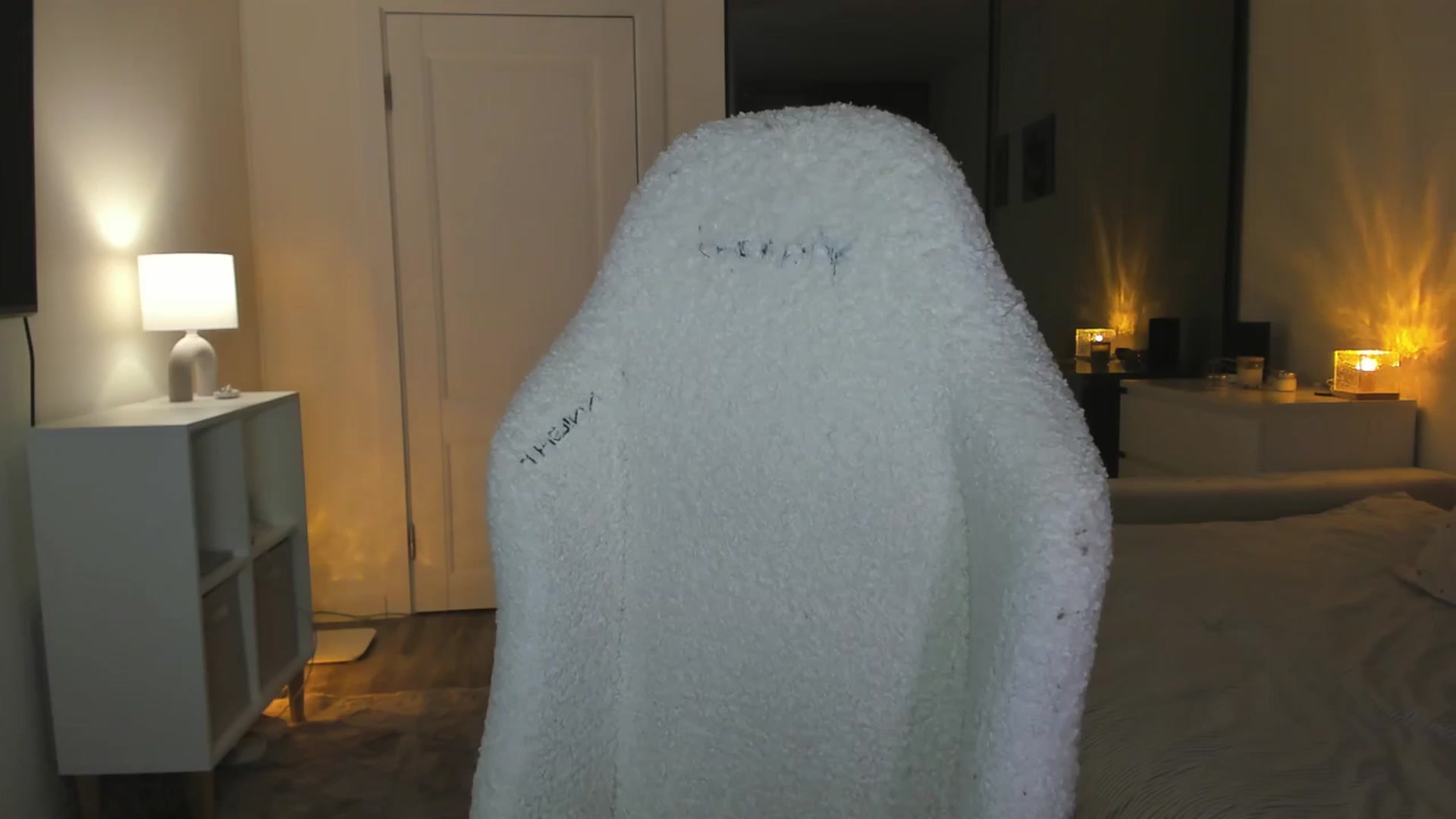 Gallery image thumbnail from Sofieee's myfreecams stream on, 12/04/2025, 03:34 image 11 of 20