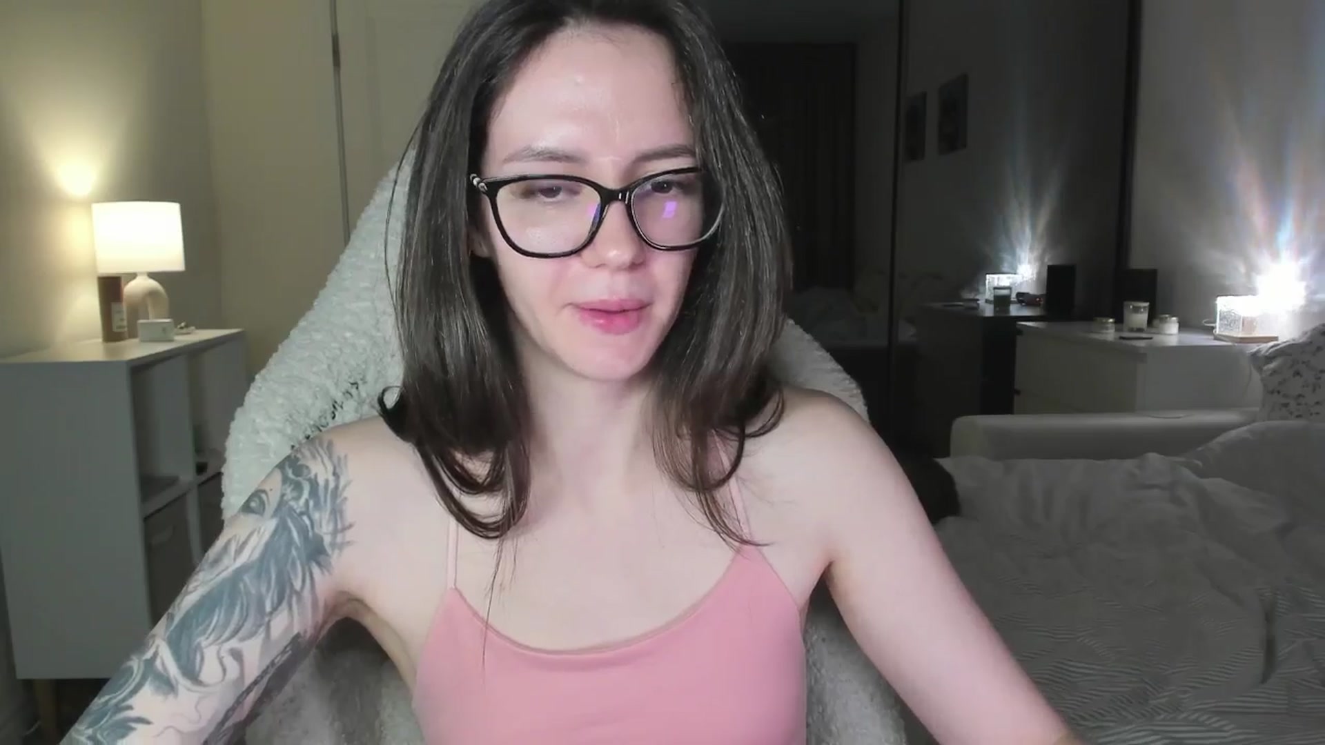 Gallery image thumbnail from Sofieee's myfreecams stream on, 12/08/2025, 03:21 image 11 of 20