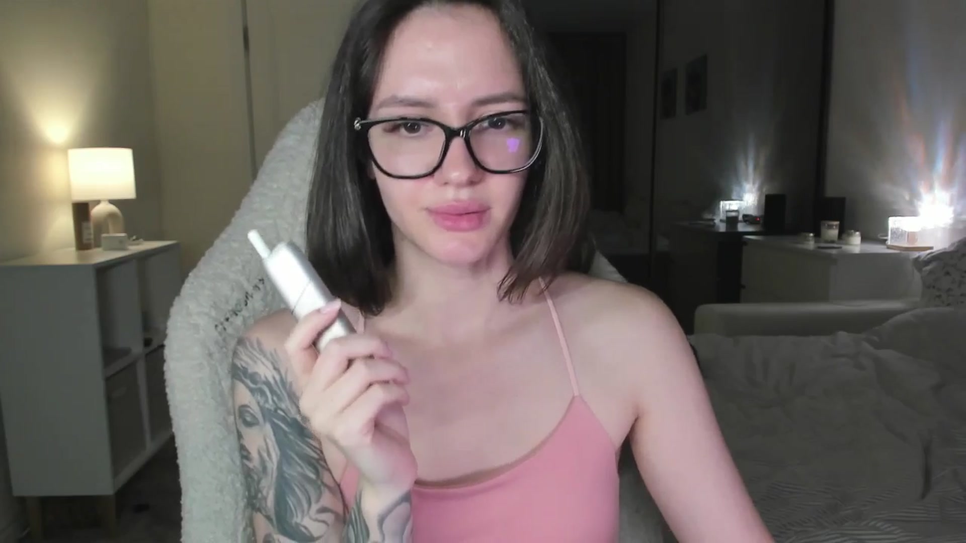 Gallery image thumbnail from Sofieee's myfreecams stream on, 12/08/2025, 03:21 image 12 of 20
