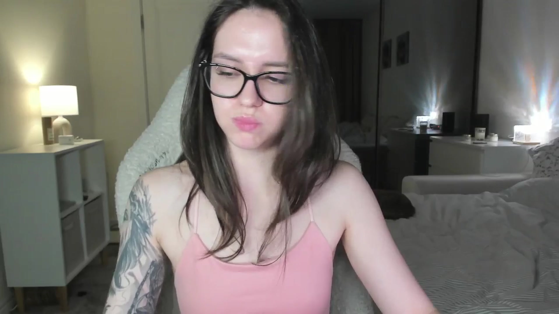 Gallery image thumbnail from Sofieee's myfreecams stream on, 12/08/2025, 03:21 image 13 of 20