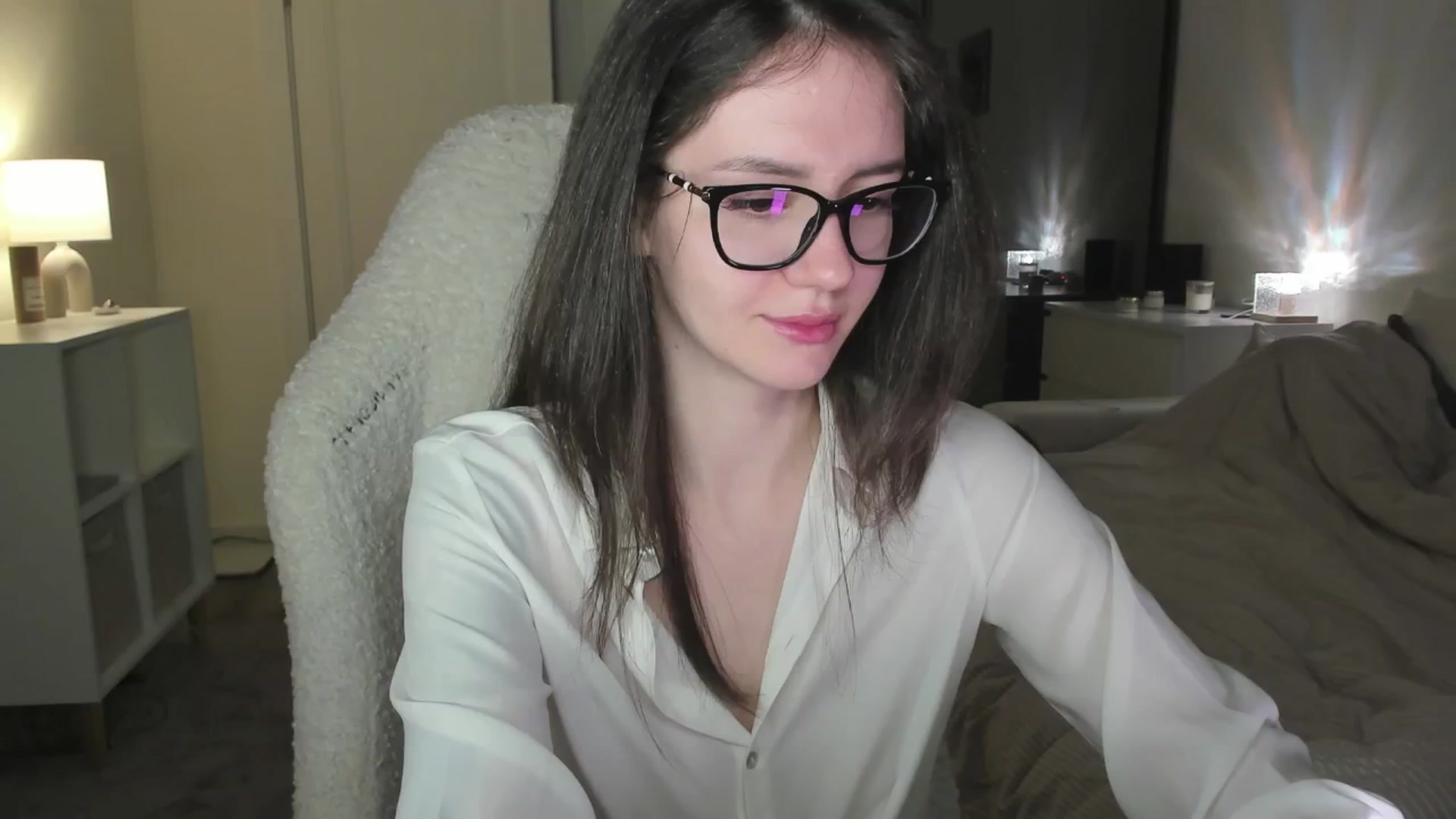 Gallery image thumbnail from Sofieee's myfreecams stream on, 12/12/2025, 04:17 image 9 of 20