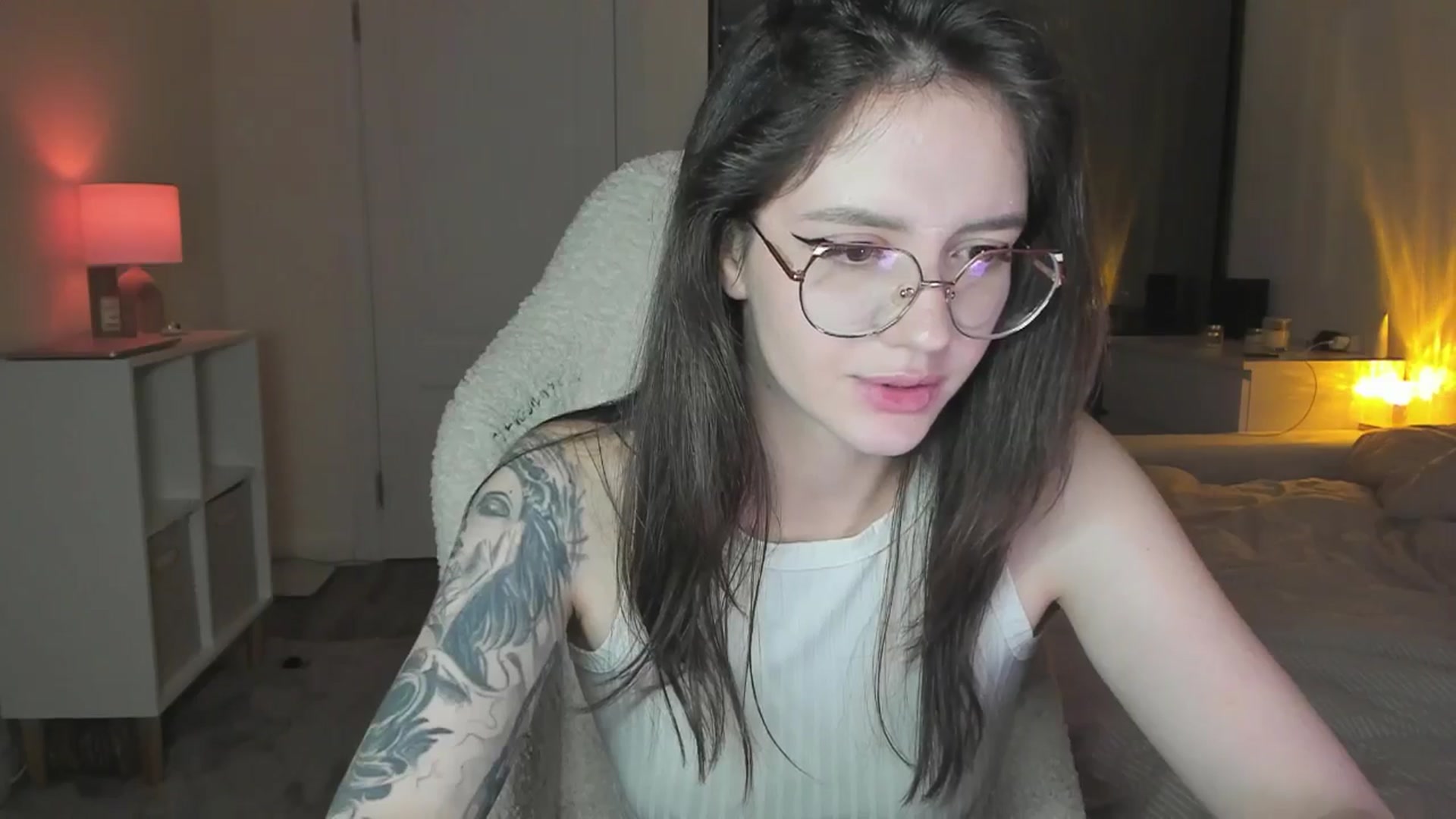 Gallery image thumbnail from Sofieee's myfreecams stream on, 12/14/2025, 07:57 image 12 of 20