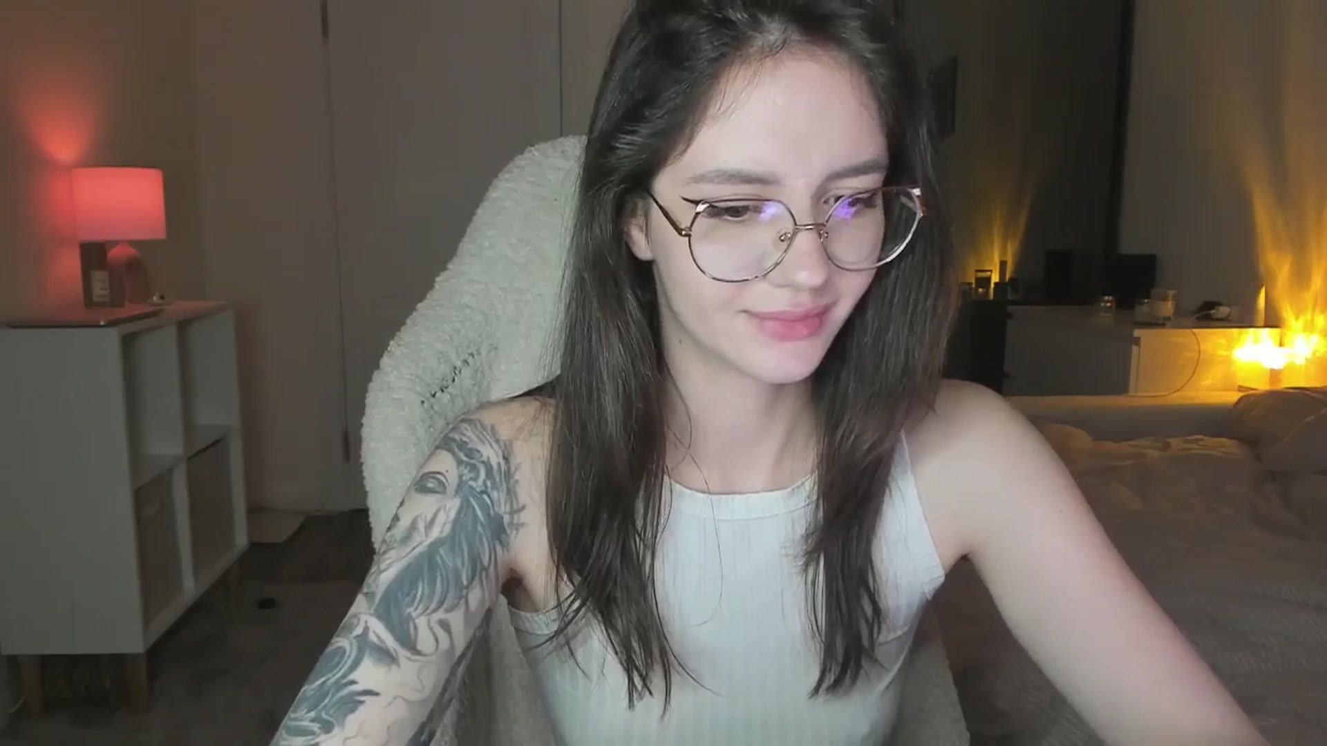 Gallery image thumbnail from Sofieee's myfreecams stream on, 12/14/2025, 07:57 image 19 of 20