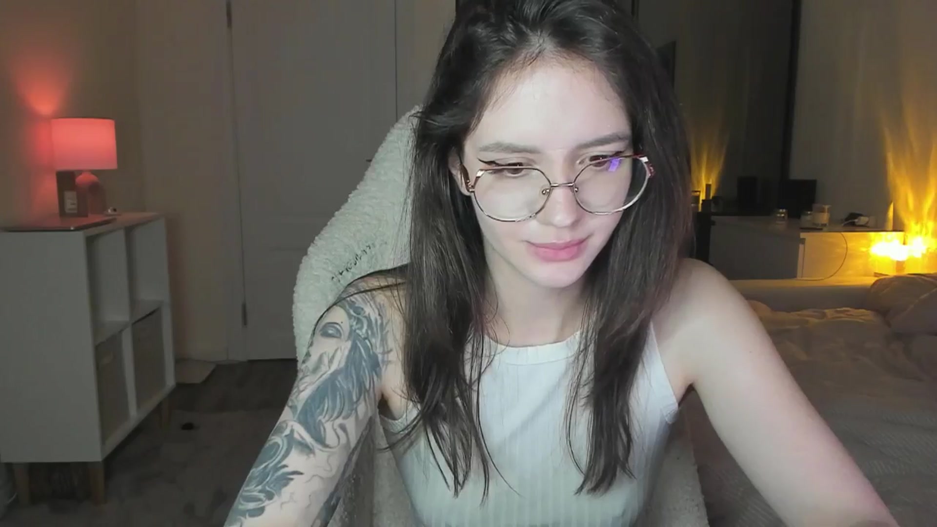 Gallery image thumbnail from Sofieee's myfreecams stream on, 12/14/2025, 07:57 image 11 of 20
