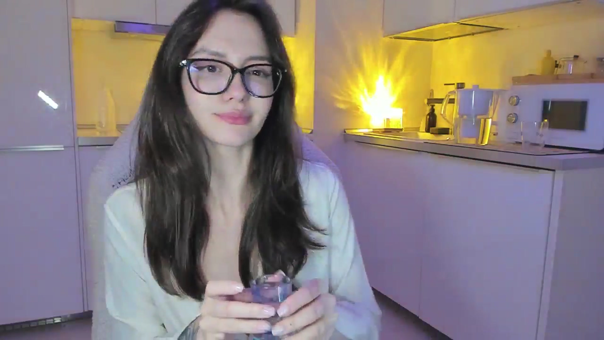 Gallery image thumbnail from Sofieee's myfreecams stream on, 12/21/2025, 05:14 image 16 of 20