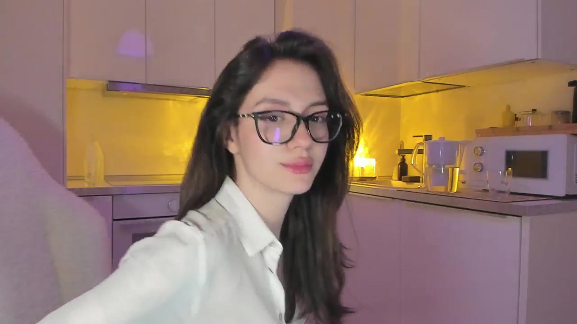 Gallery image thumbnail from Sofieee's myfreecams stream on, 12/21/2025, 05:14 image 5 of 20