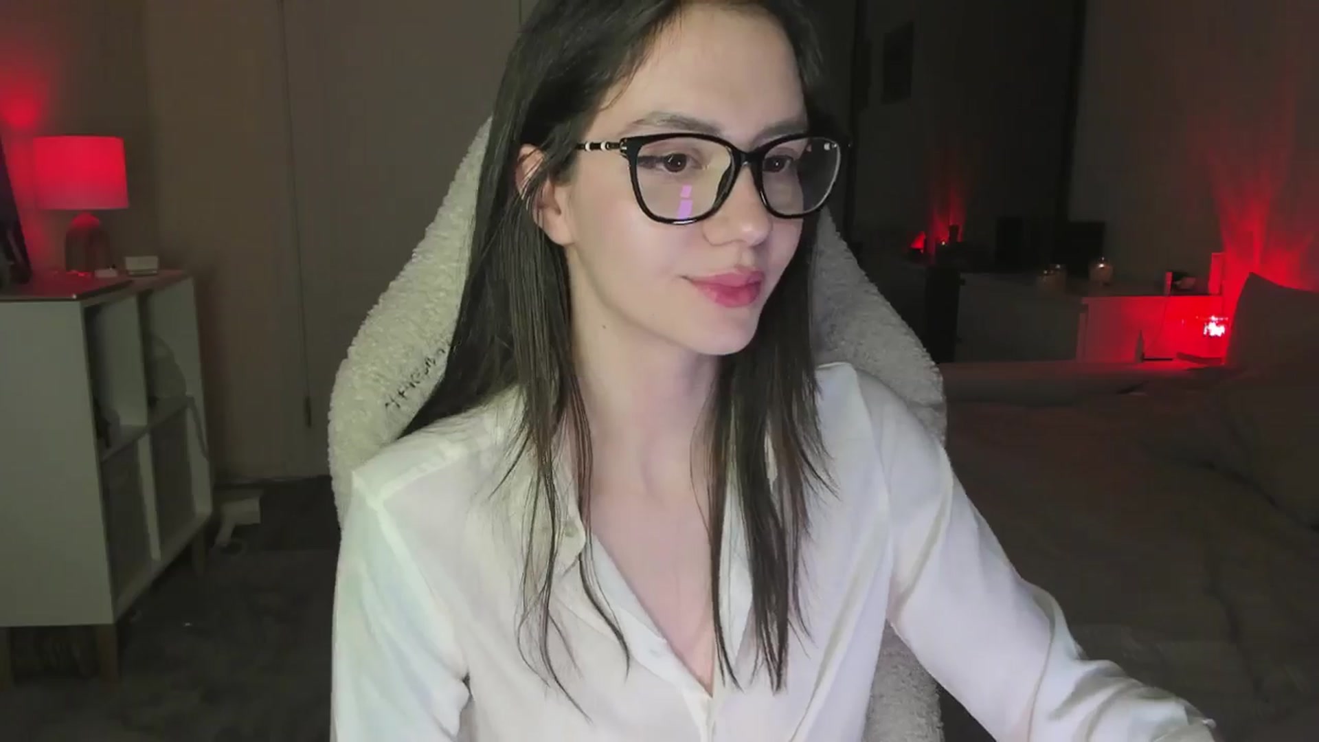 Gallery image thumbnail from Sofieee's myfreecams stream on, 12/28/2025, 05:41 image 13 of 20