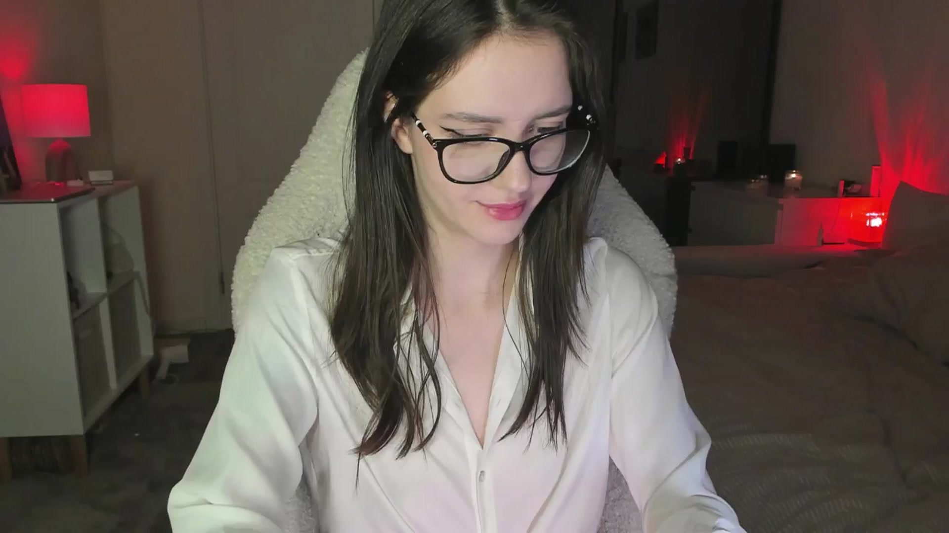 Gallery image thumbnail from Sofieee's myfreecams stream on, 12/28/2025, 05:41 image 1 of 20