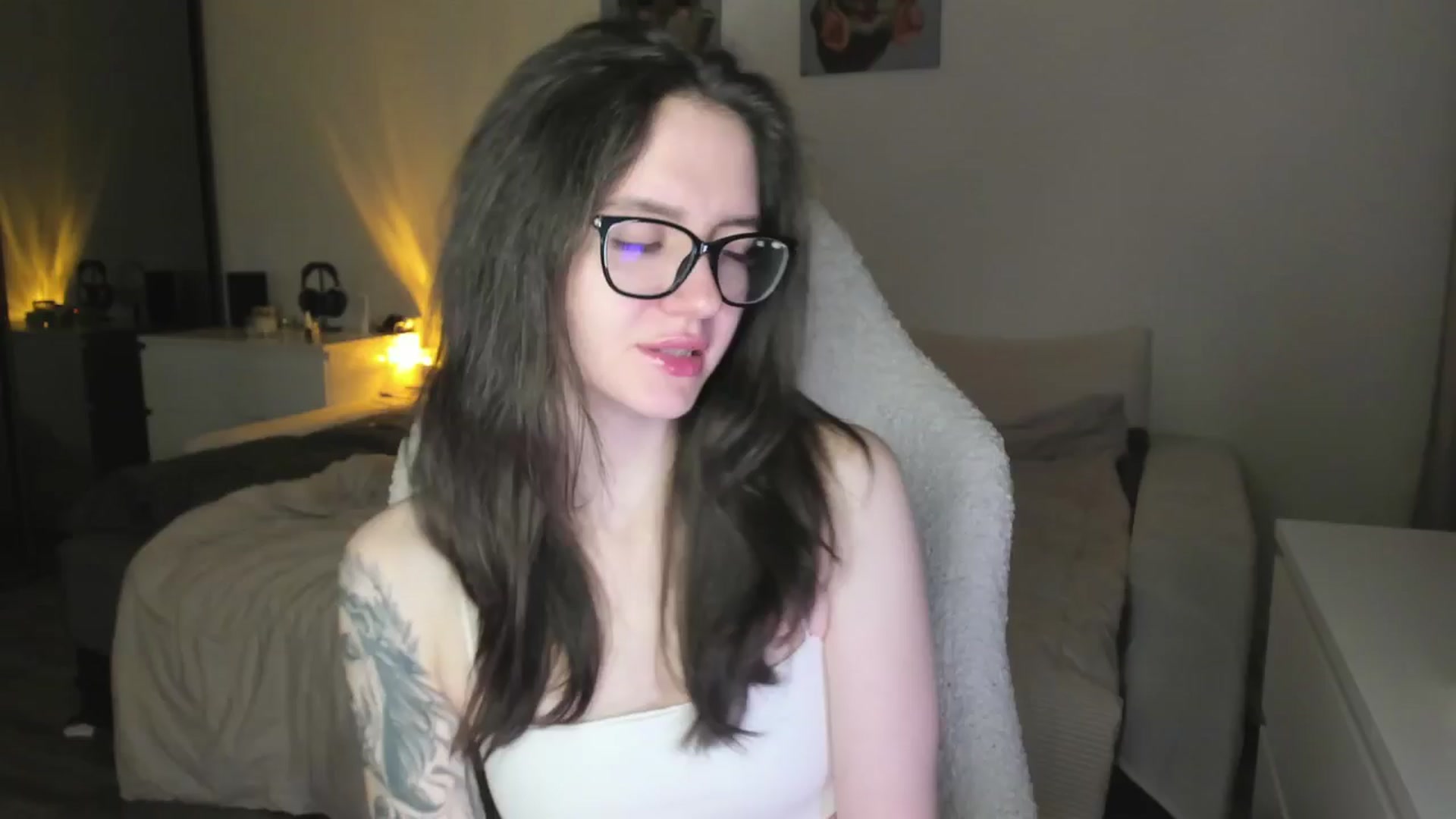 Gallery image thumbnail from Sofieee's myfreecams stream on, 01/05/2026, 20:45 image 3 of 20