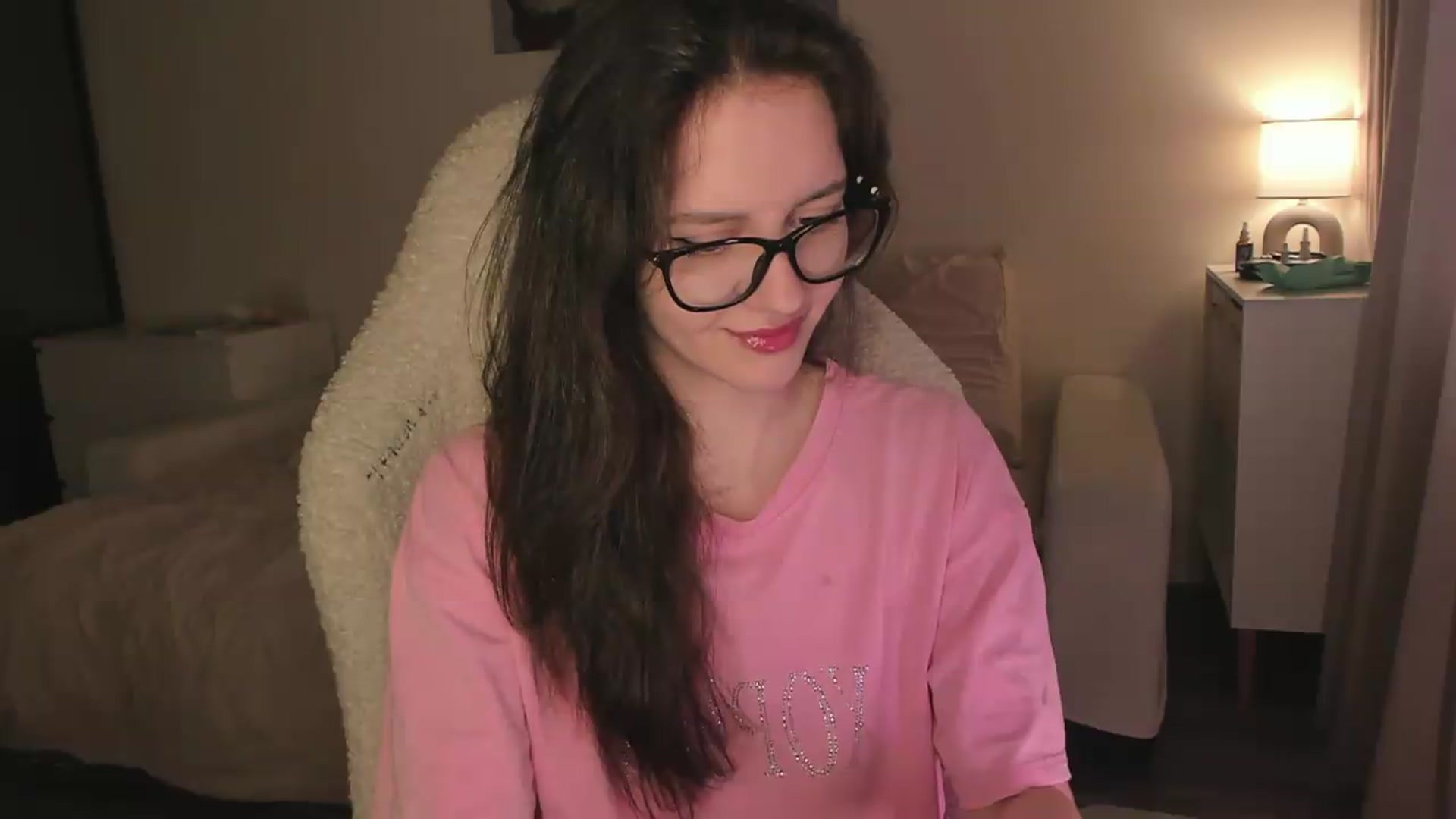 Gallery image thumbnail from Sofieee's myfreecams stream on, 05/23/2026, 08:00 image 15 of 20