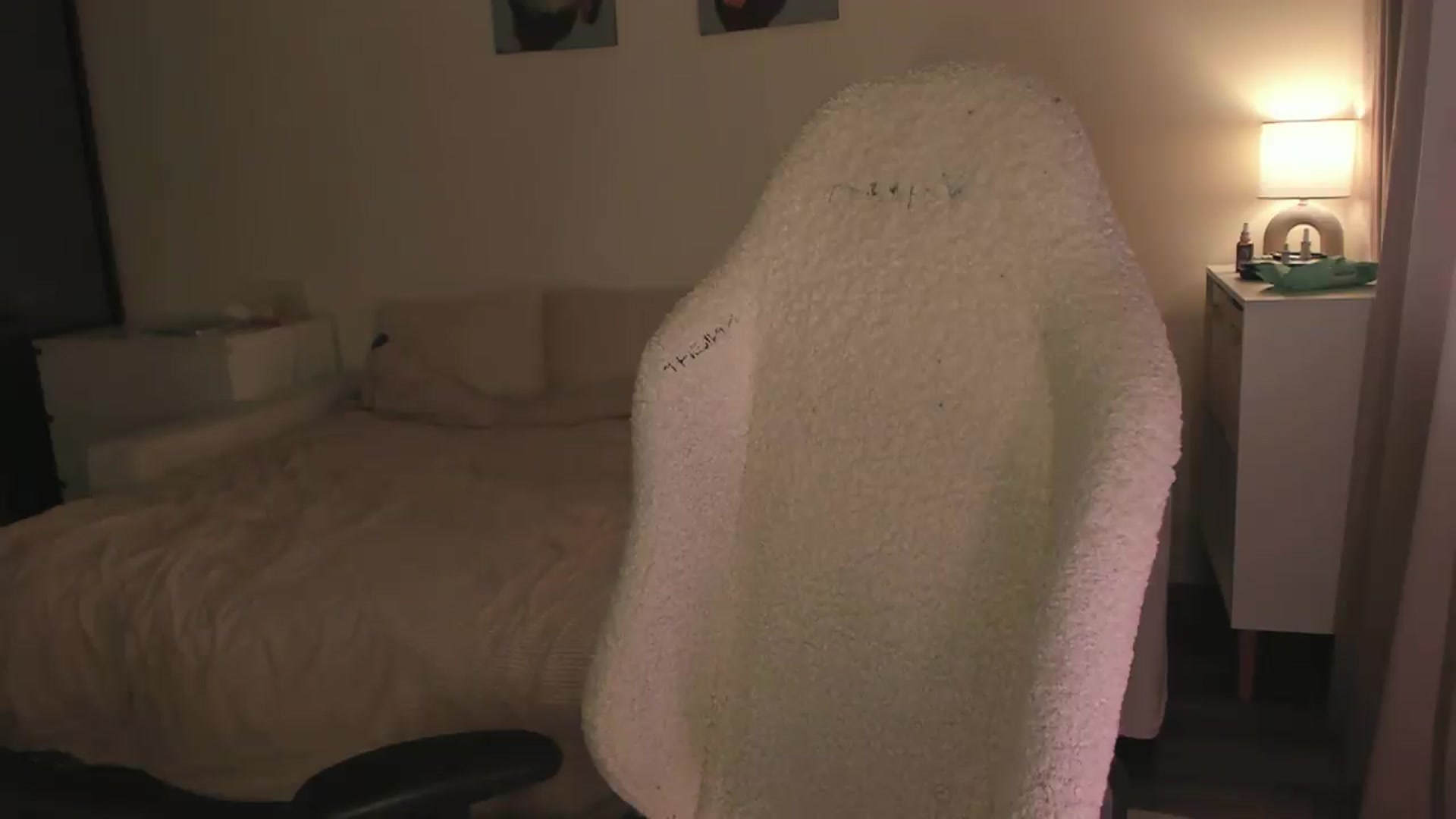 Gallery image thumbnail from Sofieee's myfreecams stream on, 05/23/2026, 08:00 image 12 of 20