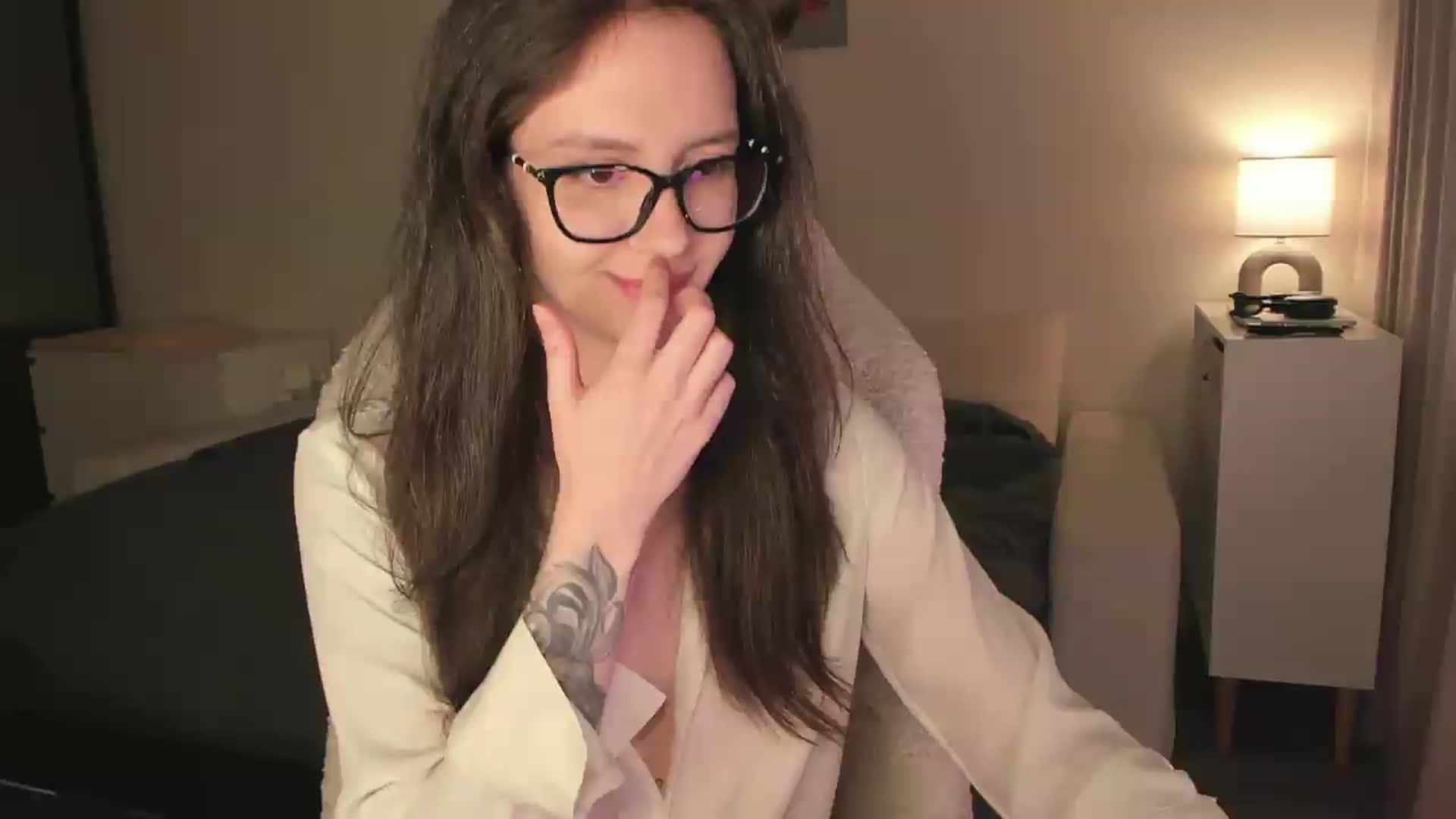 Gallery image thumbnail from Sofieee's myfreecams stream on, 06/15/2026, 08:14 image 12 of 20