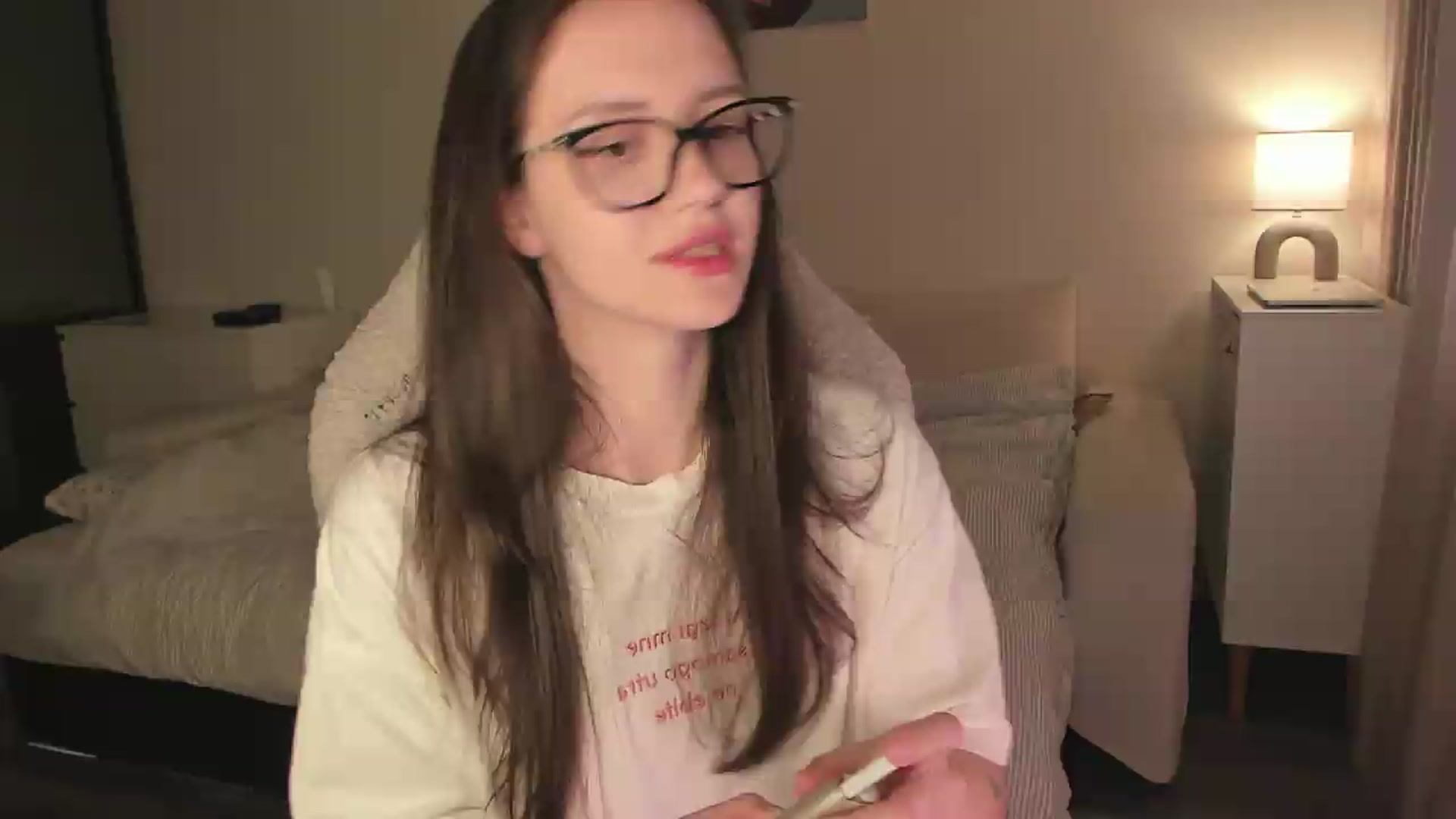 Gallery image thumbnail from Sofieee's myfreecams stream on, 06/21/2026, 07:49 image 7 of 20