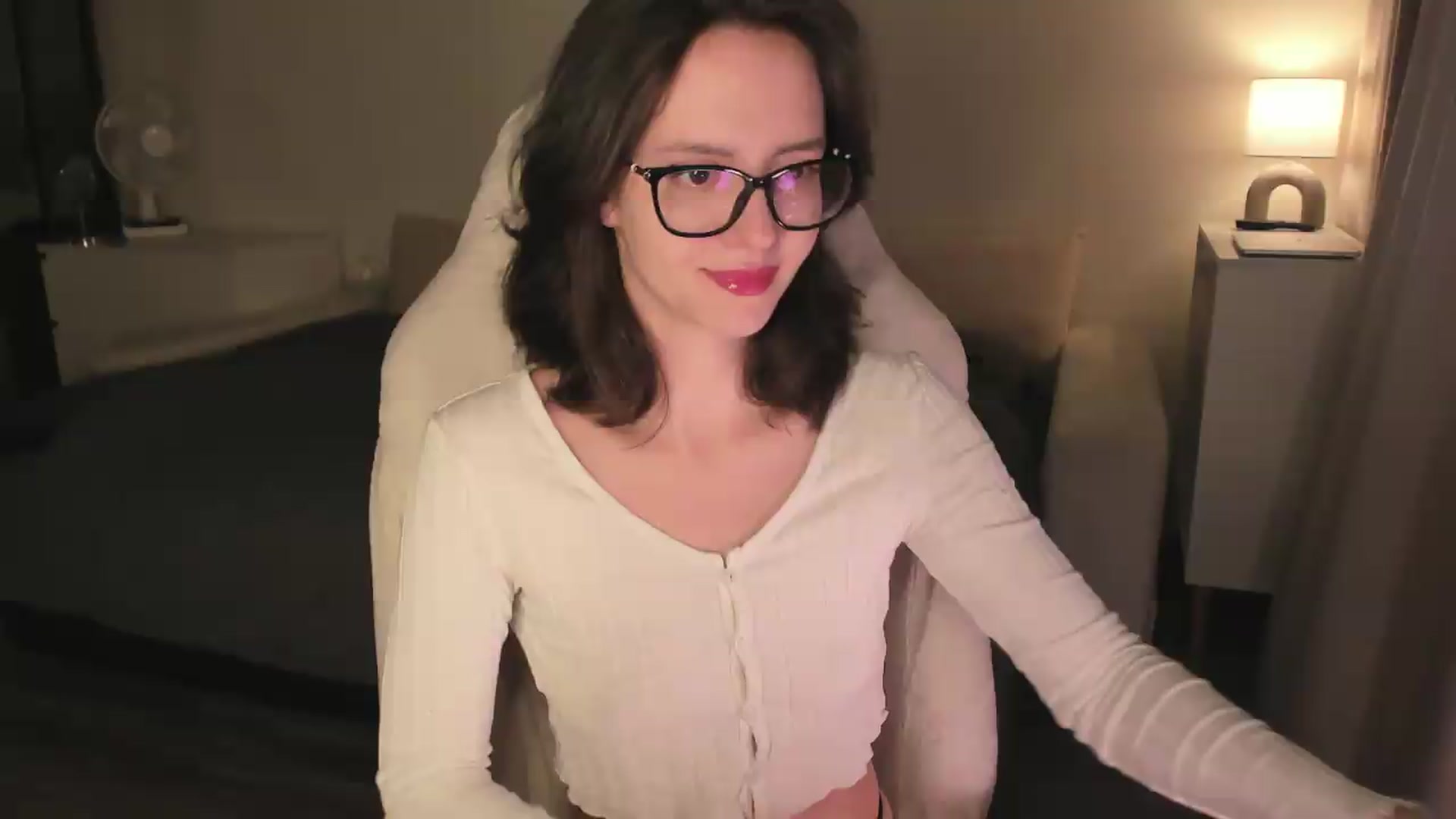 Gallery image thumbnail from Sofieee's myfreecams stream on, 07/21/2026, 04:56 image 8 of 20