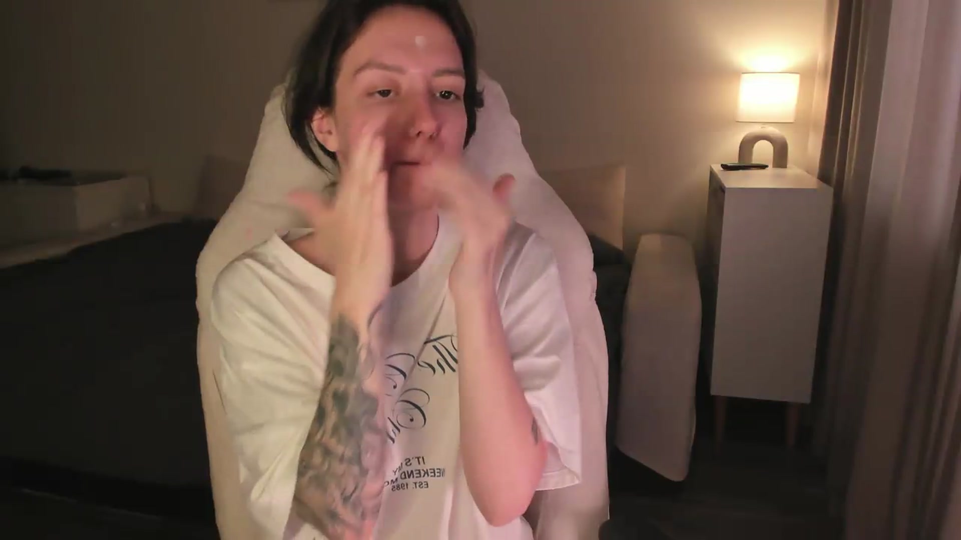 Gallery image thumbnail from Sofieee's myfreecams stream on, 08/06/2026, 07:52 image 3 of 20