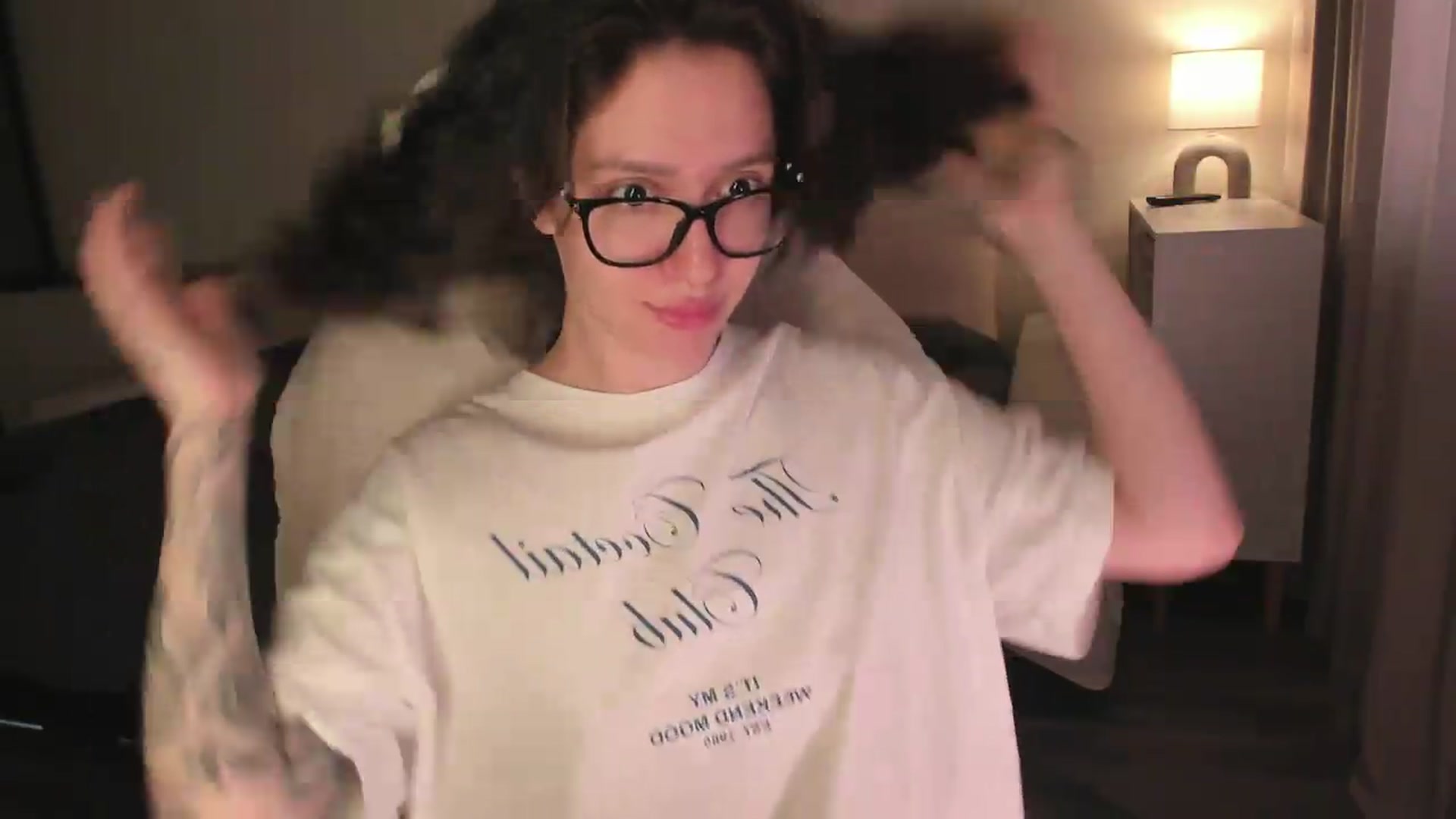 Gallery image thumbnail from Sofieee's myfreecams stream on, 08/06/2026, 07:52 image 12 of 20