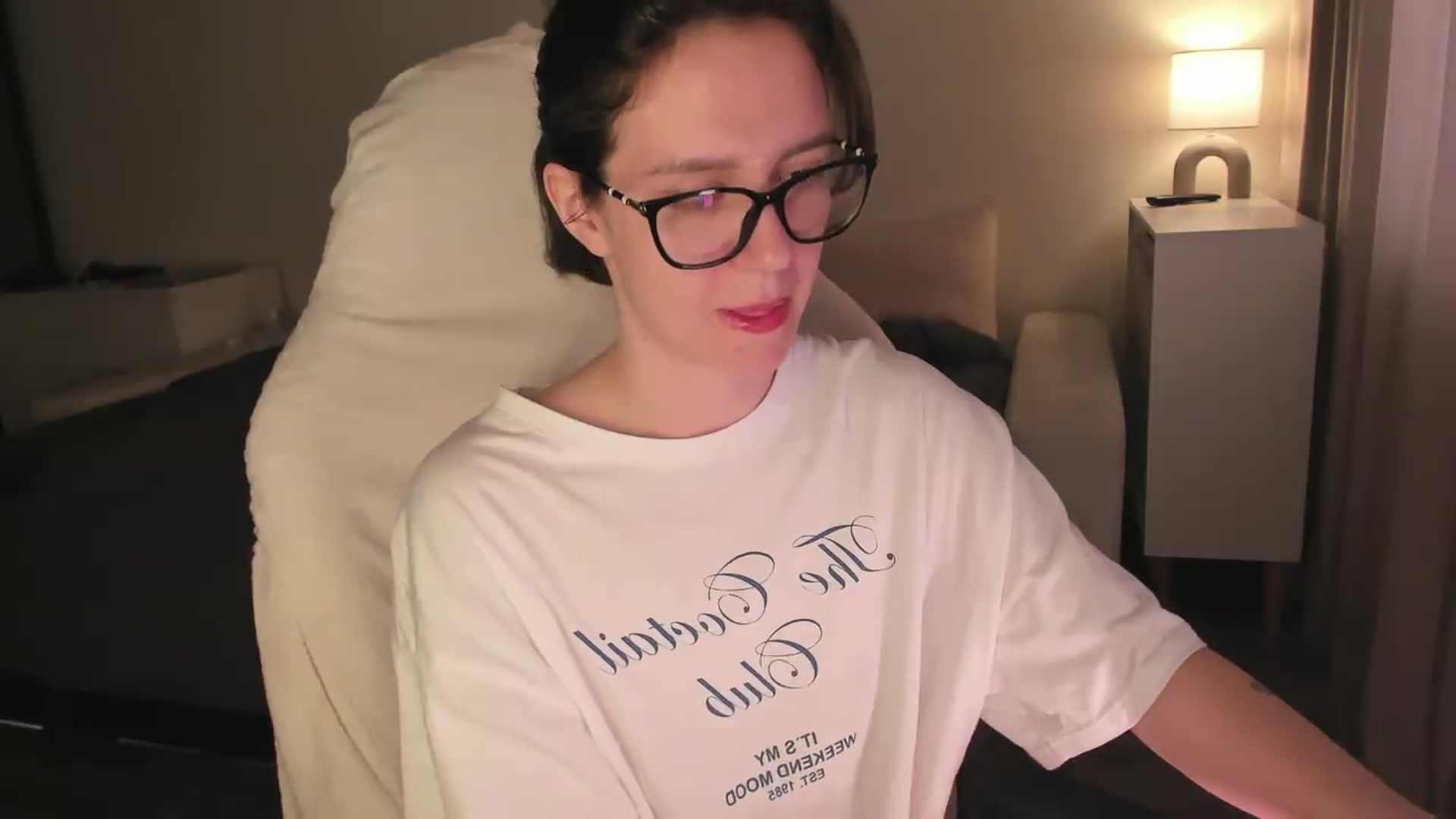 Gallery image thumbnail from Sofieee's myfreecams stream on, 08/06/2026, 07:52 image 15 of 20