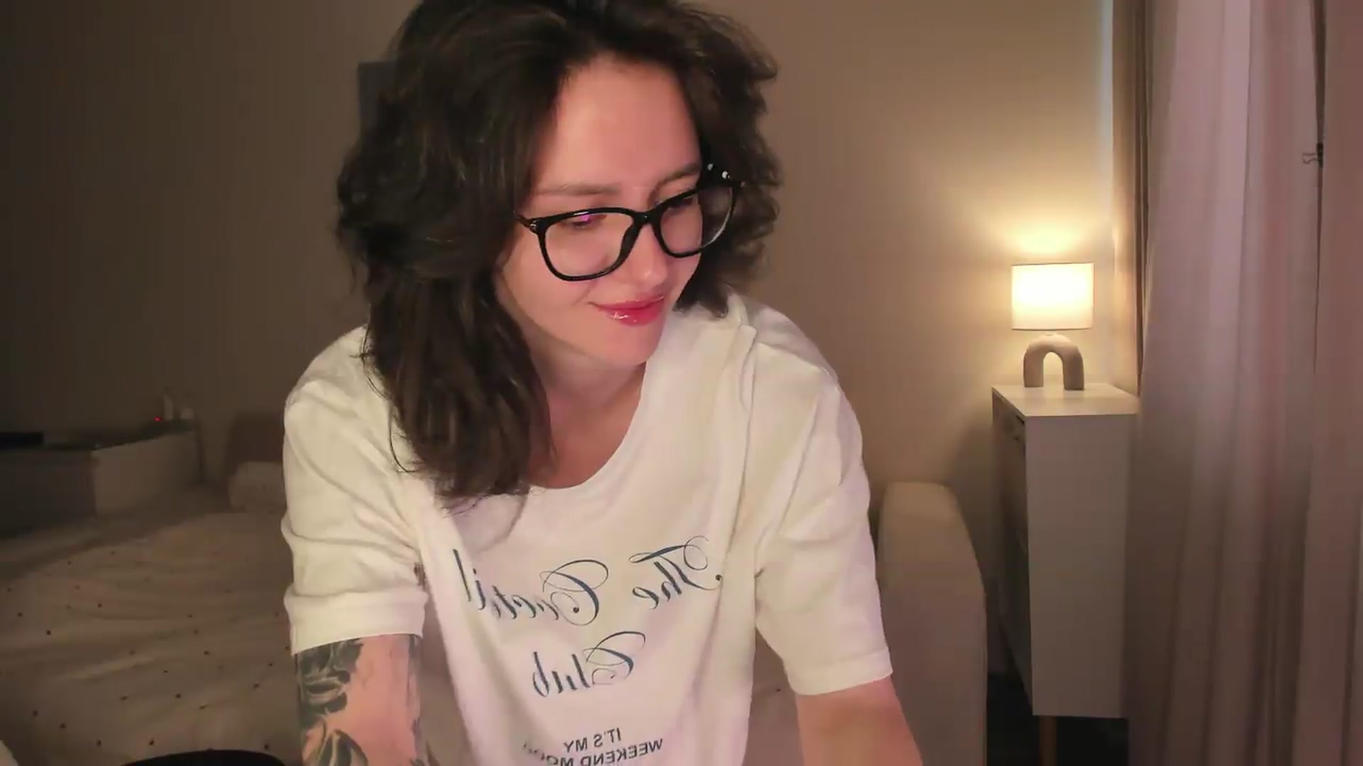 Gallery image thumbnail from Sofieee's myfreecams stream on, 08/09/2026, 07:13 image 13 of 20